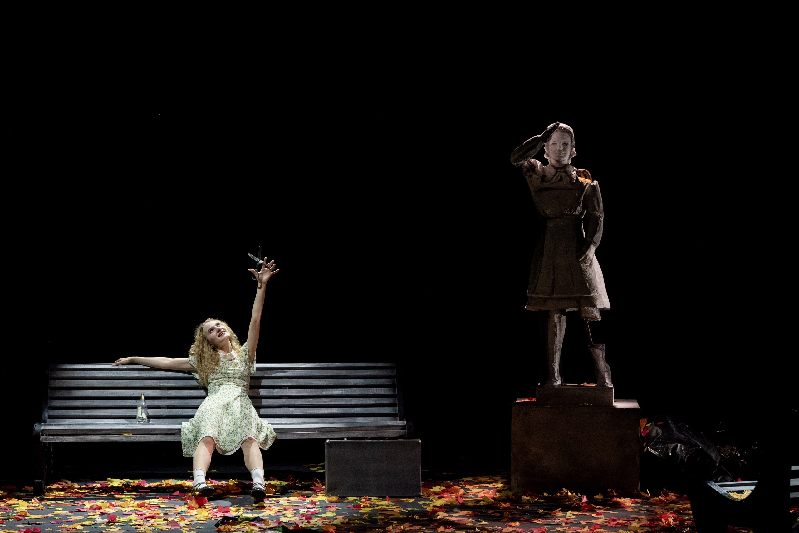 Театр АНГАЖЕМЕНТ — съёмка актёров для фойе театра. Фотограф и видеограф в Тюмени Анна Жагорина, 11 лет в профессии