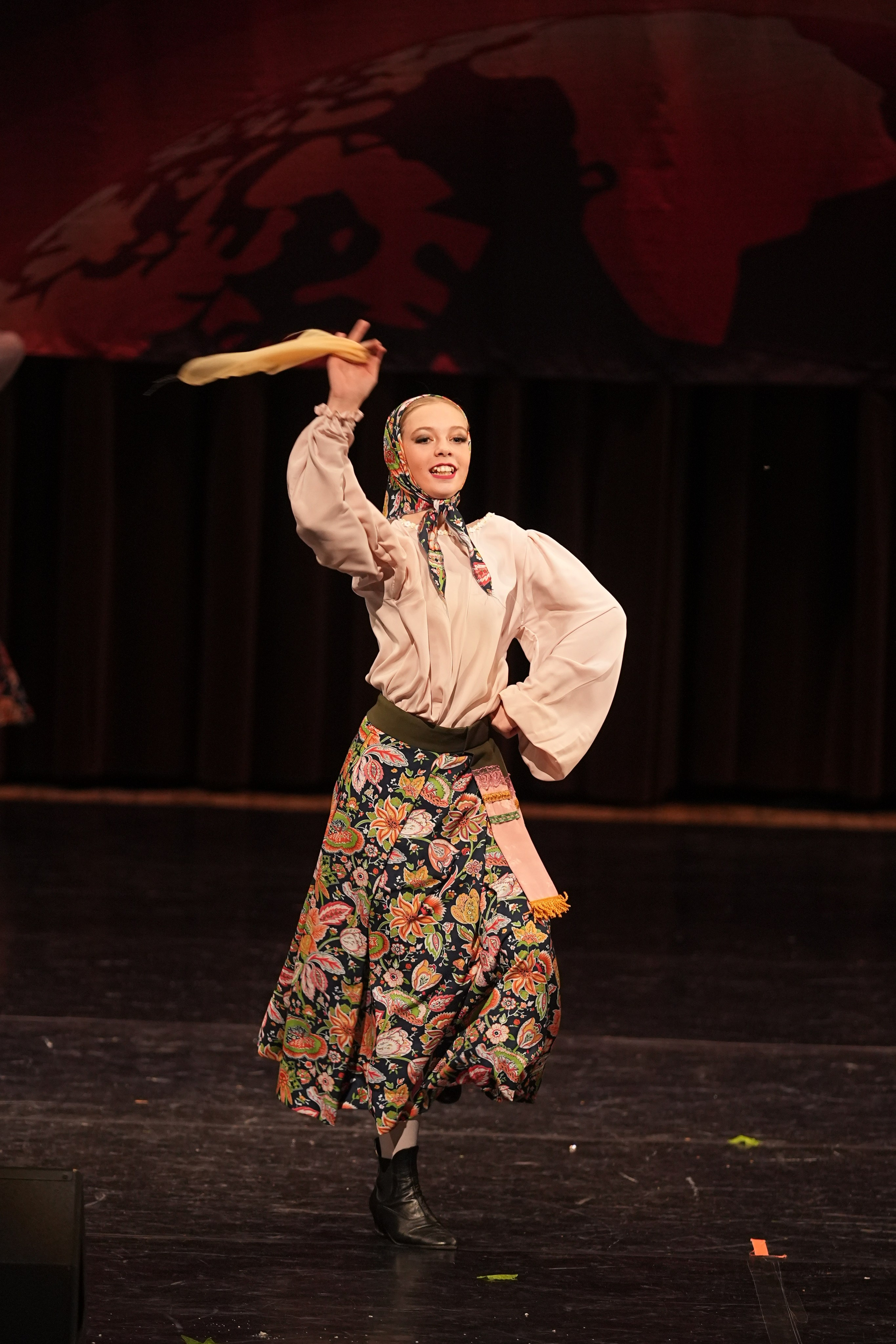 7 декабря, блок 2, г. Москва. Золотое яблочко