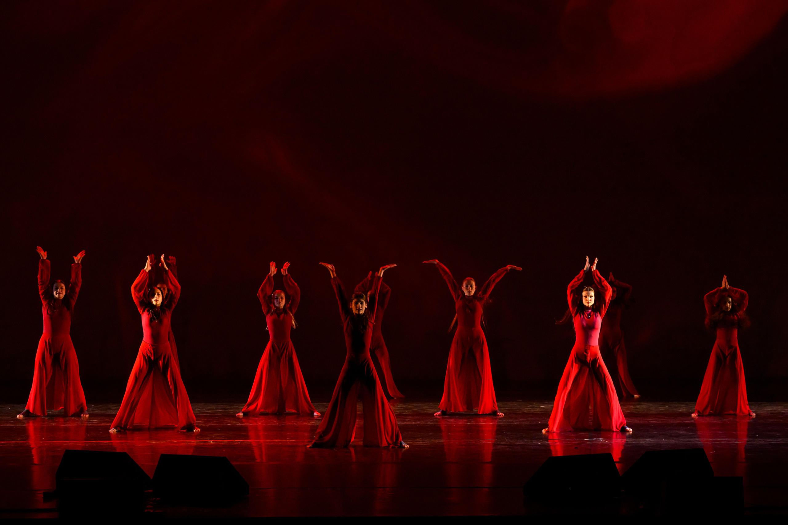 23 апреля, часть 1, БКЗ Октябрьский, г. Санкт-Петербург. Золотое яблочко