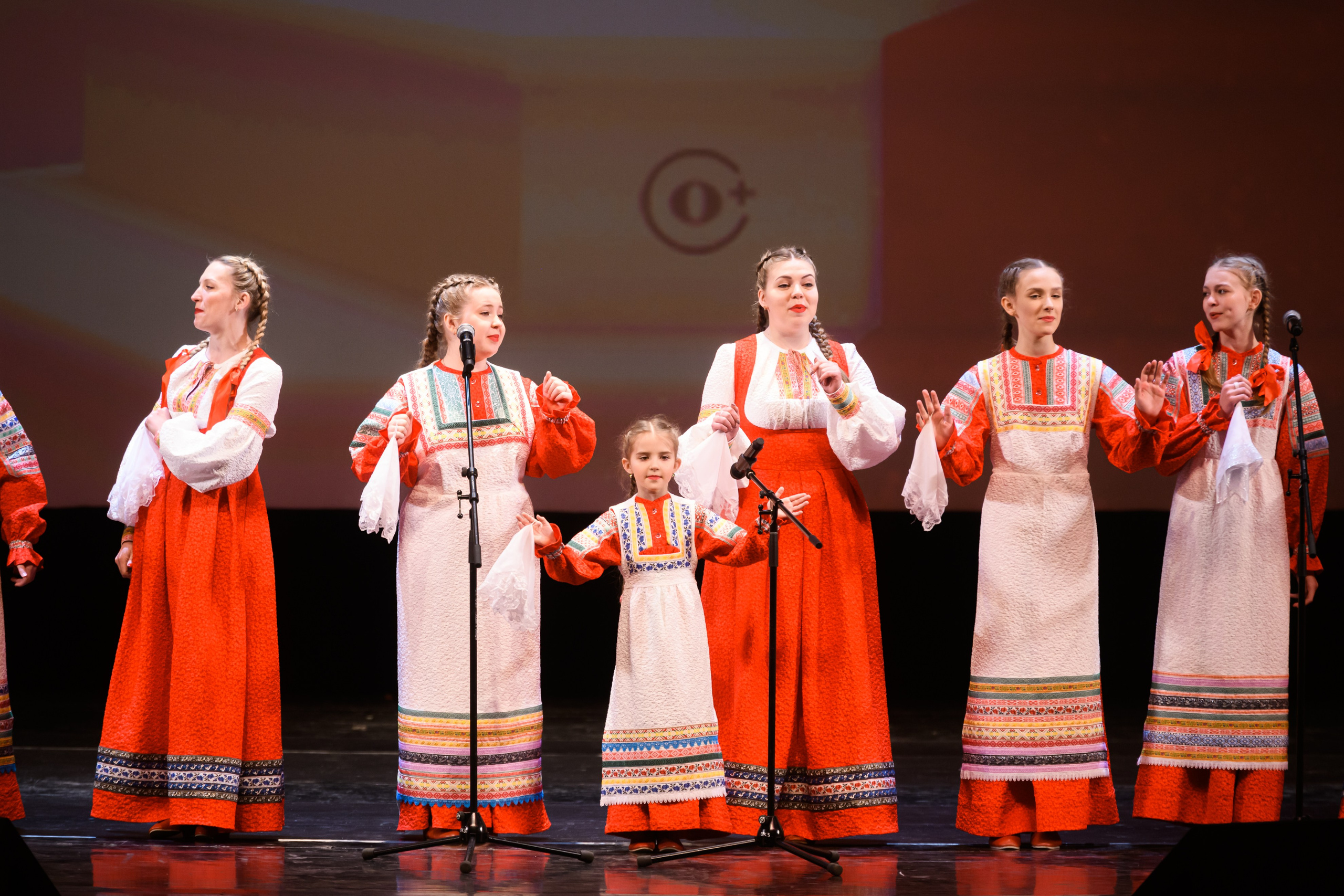 23 апреля, часть 1, БКЗ Октябрьский, г. Санкт-Петербург. Золотое яблочко