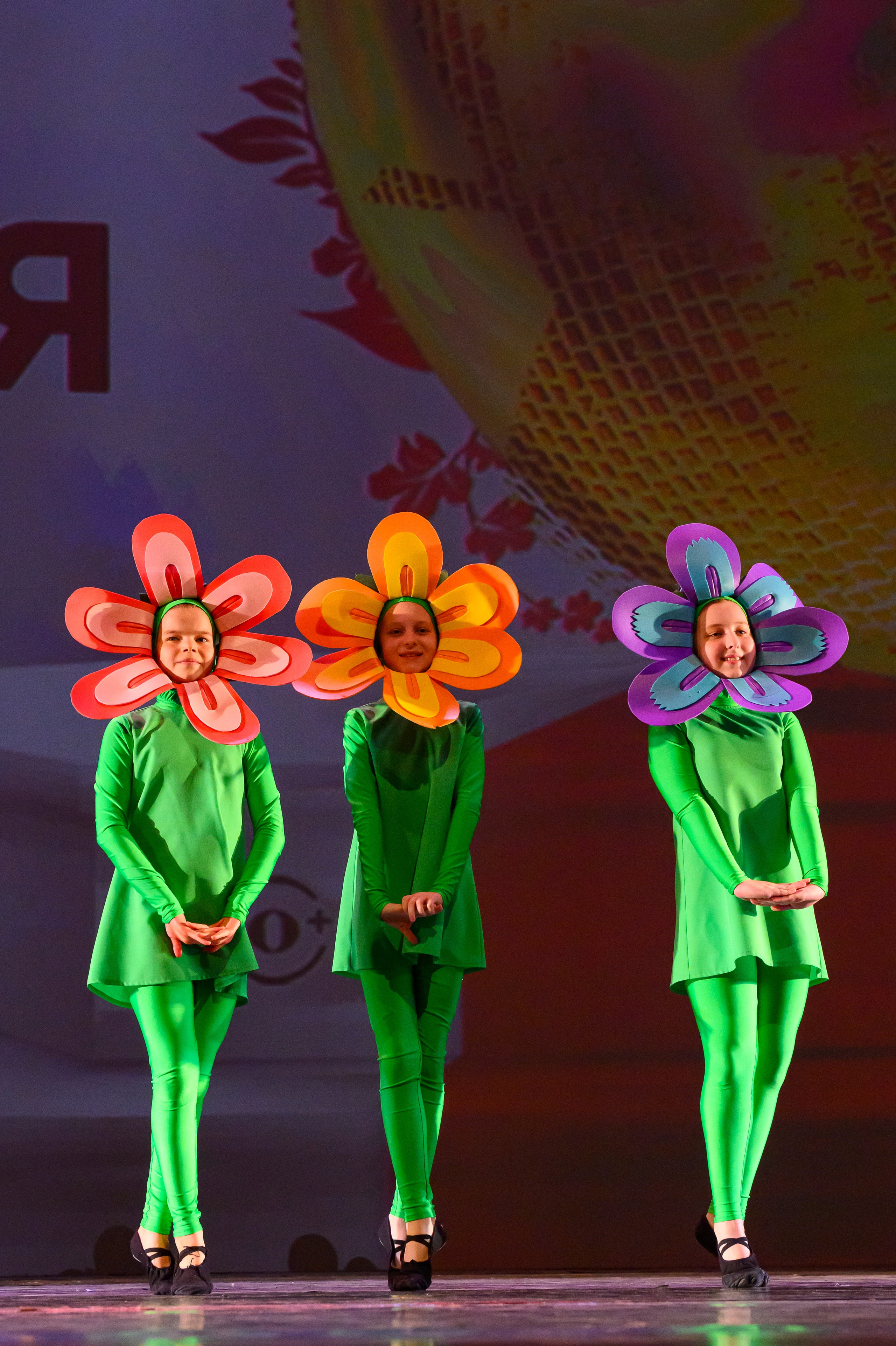 23 апреля, часть 1, БКЗ Октябрьский, г. Санкт-Петербург. Золотое яблочко