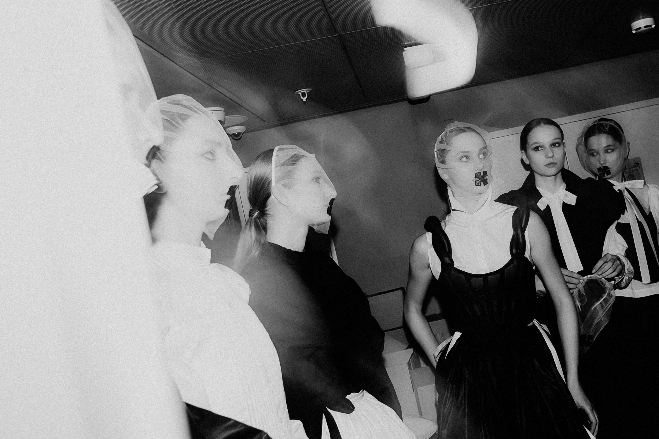 Fashion week 25. Home