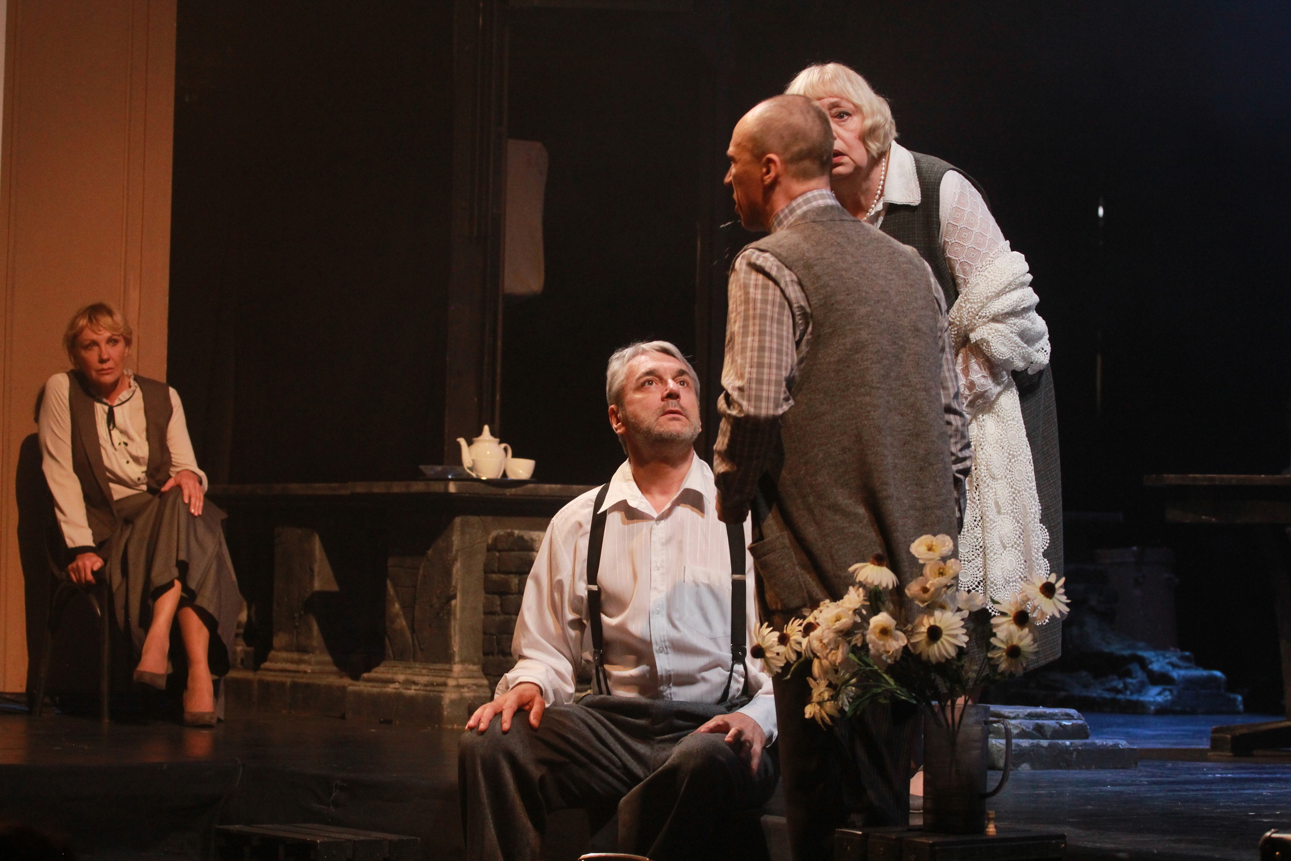 «Старый дом», Центр драматургии и режиссуры, Москва. Фоторепортаж. Театральная фотосъёмка