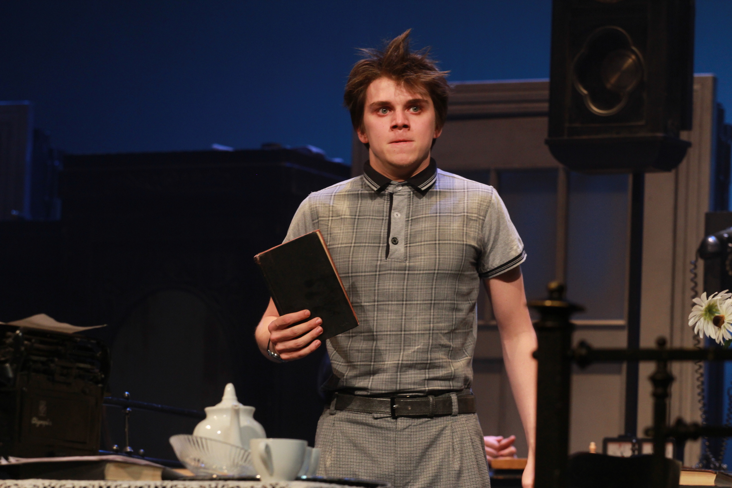 «Старый дом», Центр драматургии и режиссуры, Москва. Фоторепортаж. Театральная фотосъёмка