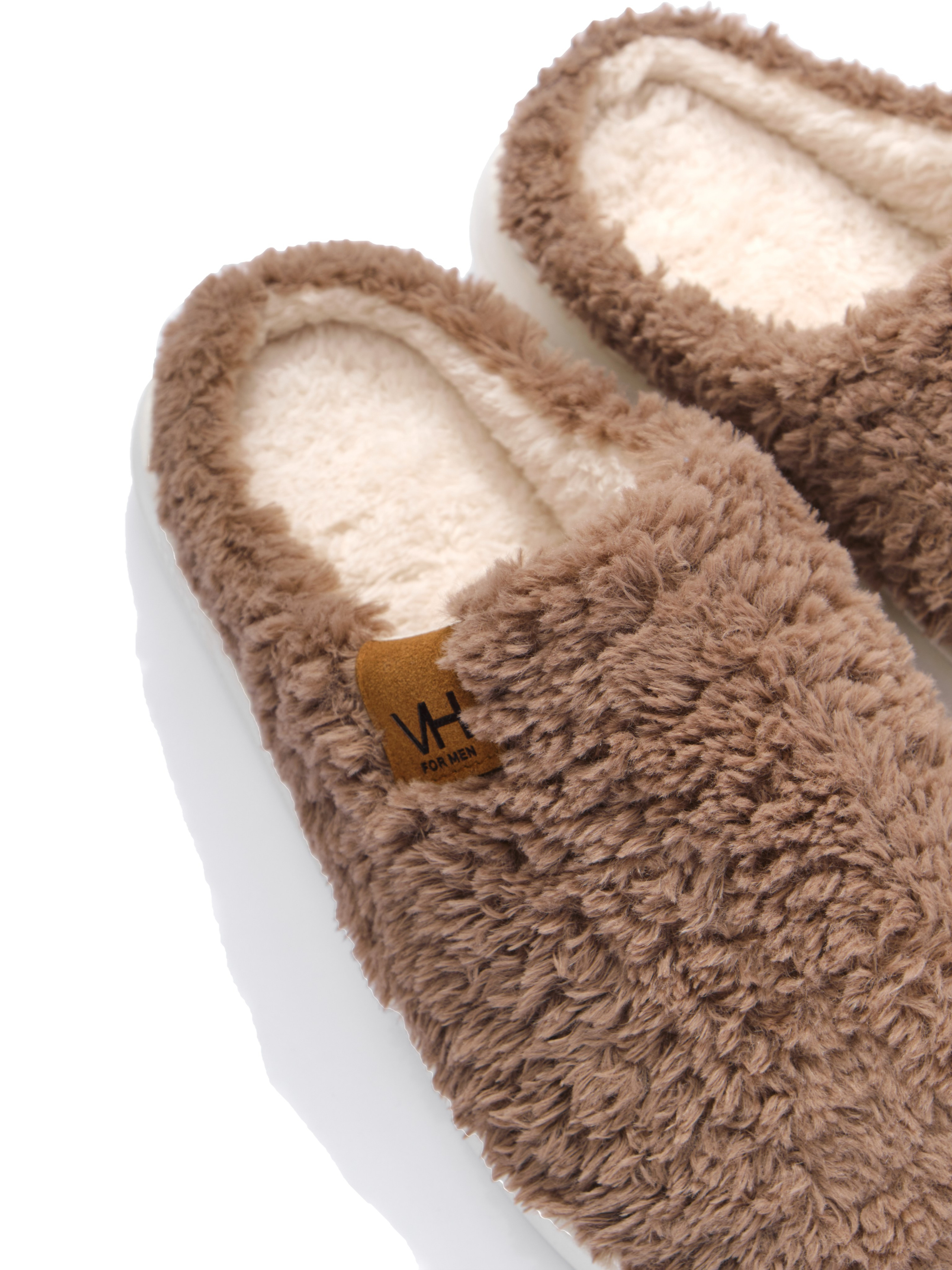 Домашние тапочки. Фотостудия для Wildberries Ozon