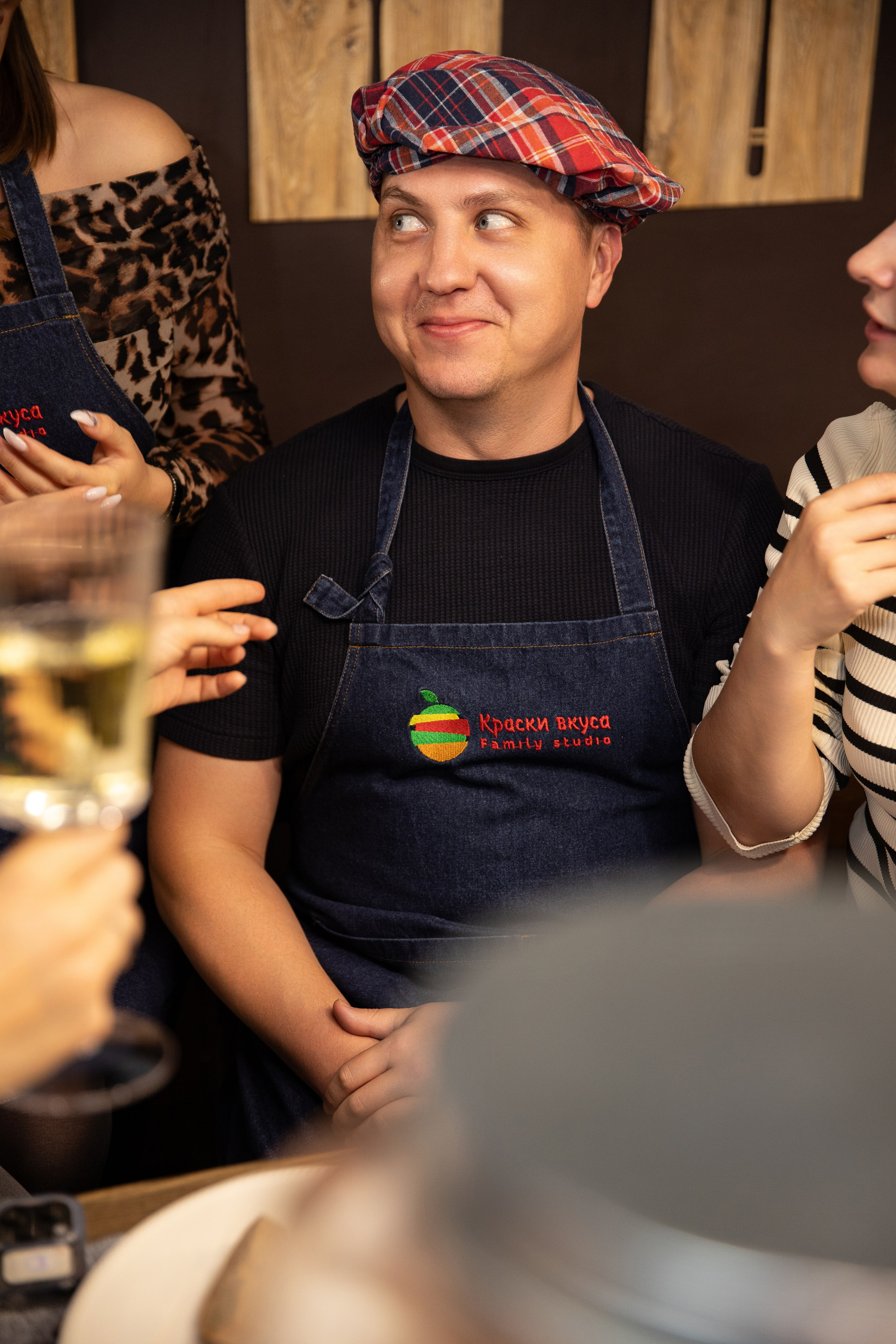 Встреча во «Краски Вкуса». Свадебный фотограф Иркутск, репортажный фотограф Иркутск