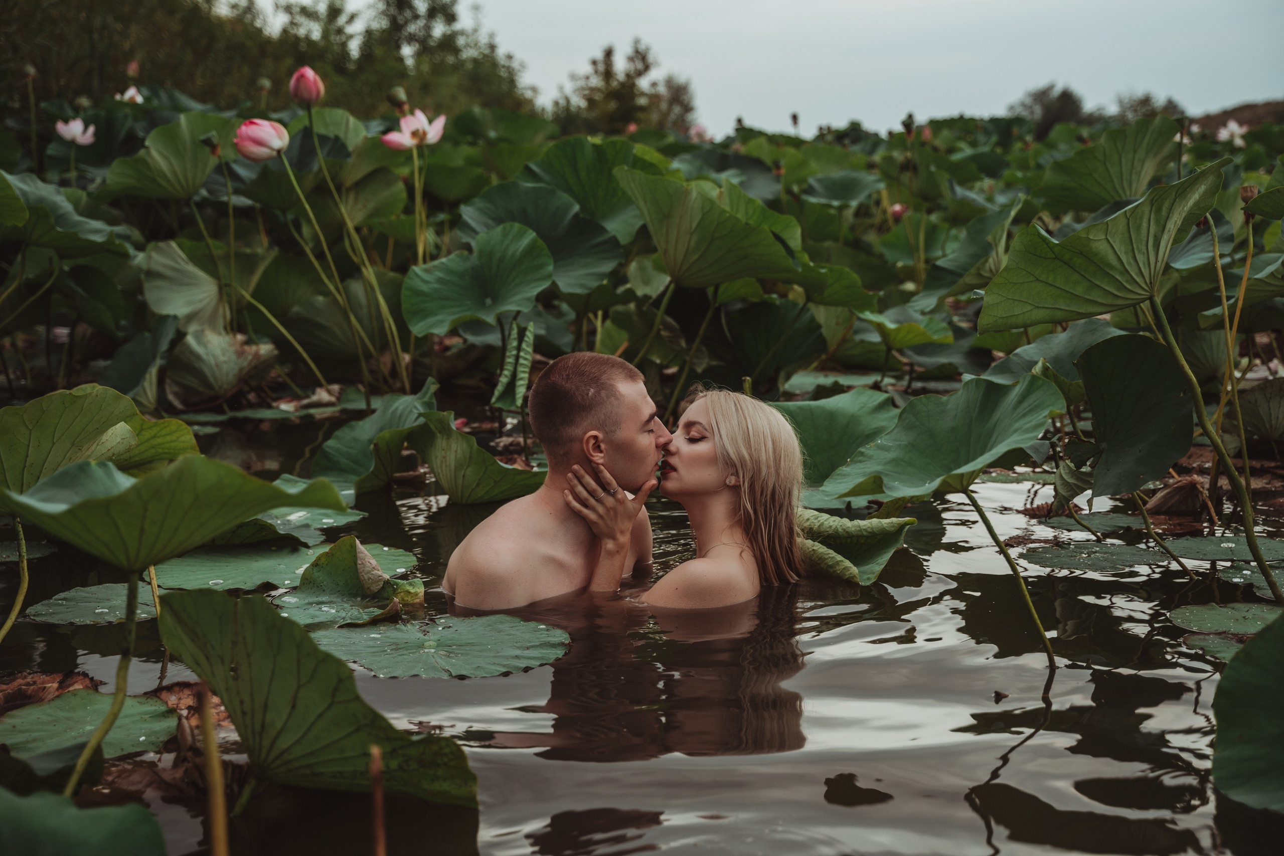 Лав стори фотограф Санкт-Петербург. Свадебный, семейный, портретный, репортажный фотограф в Санкт-Петербурге