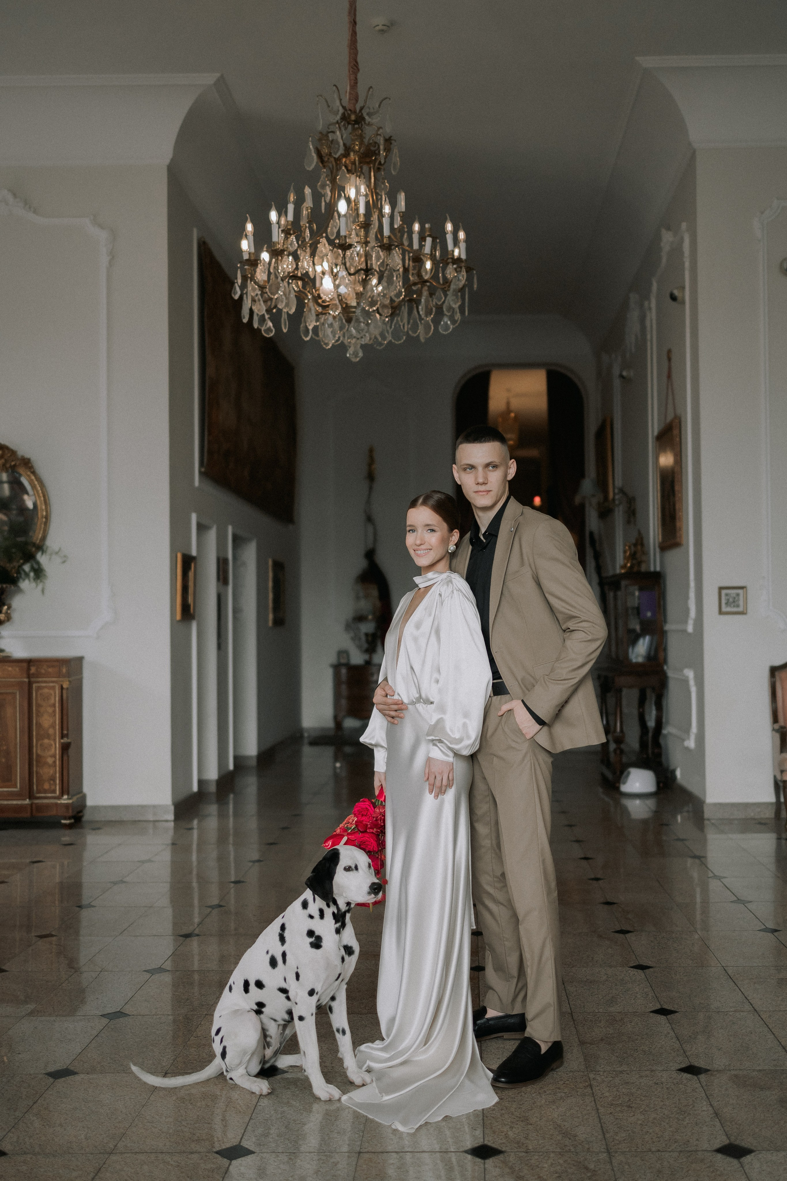 Свадебная прогулка Адель и Артём. Свадебная фотография. Арина Рубах