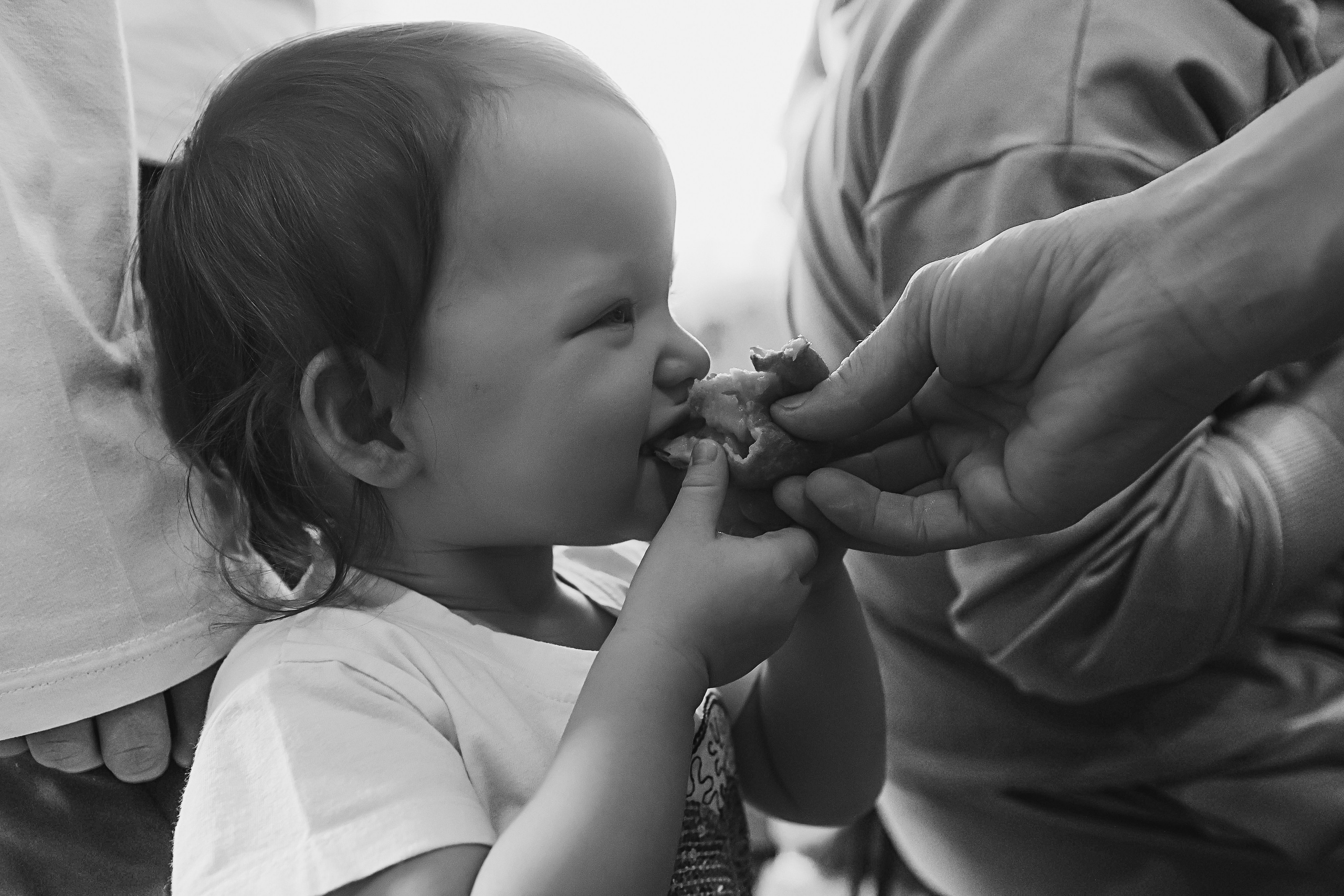 Большая семья репортаж. Семейный фотограф Тюмень, фотограф на роды Салмина Мария
