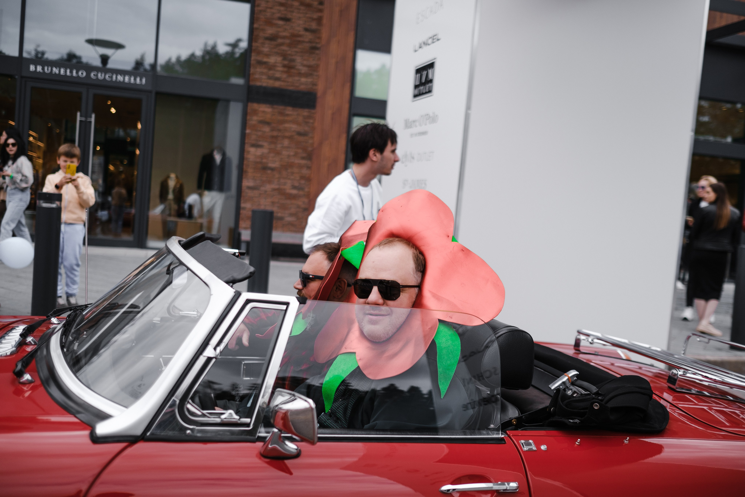 Ралли Архангельское Аутлет. Свадебные фотосессии в Москве. Фотограф Сергей Ржевский