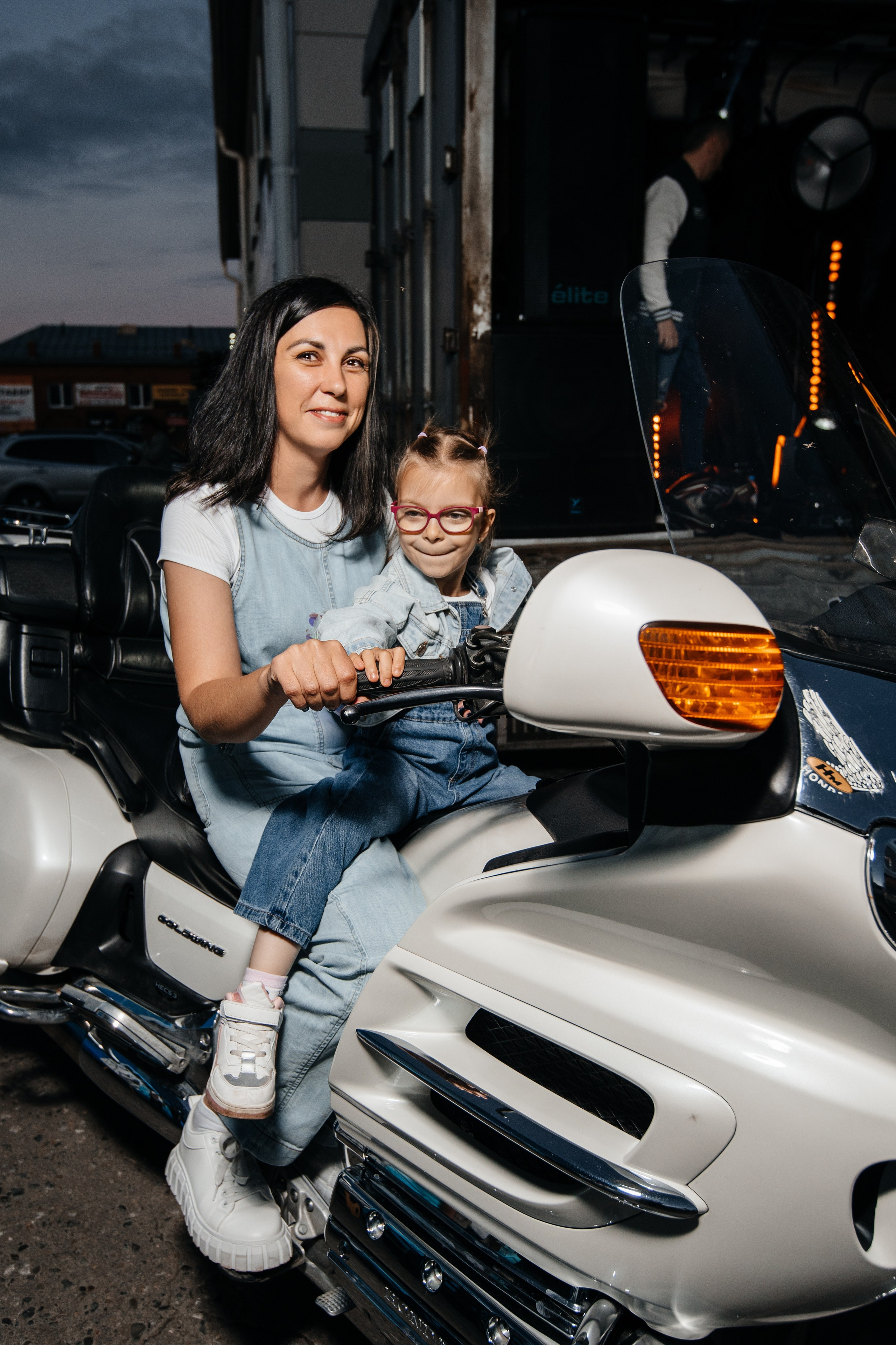 Анна & Евгений проект «Четыре свадьбы» на Пятнице. Свадебный фотограф Барнаул Алексей Павлов