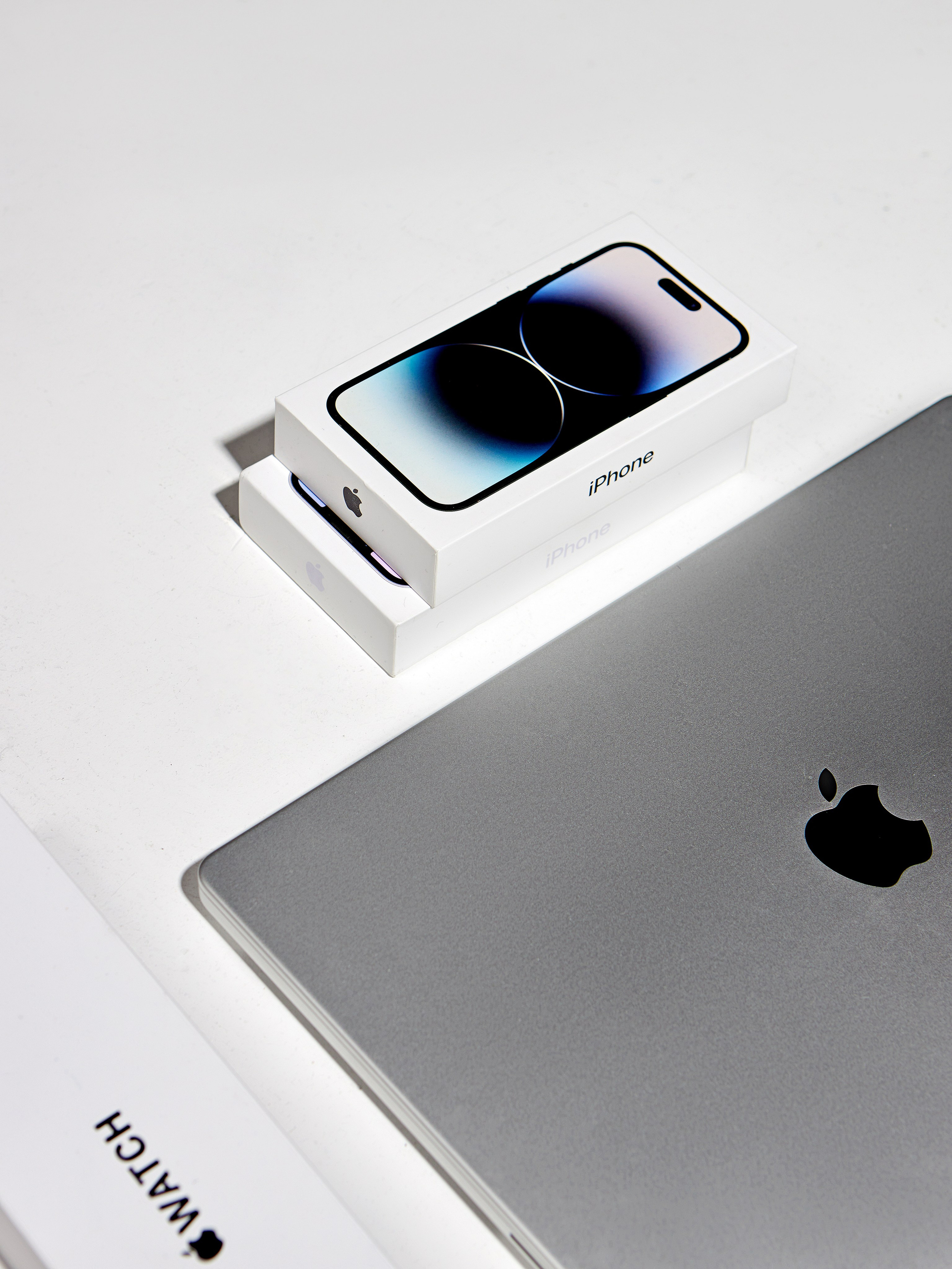 Магазин техники Apple. Фотограф Мария Лазакович — Минск