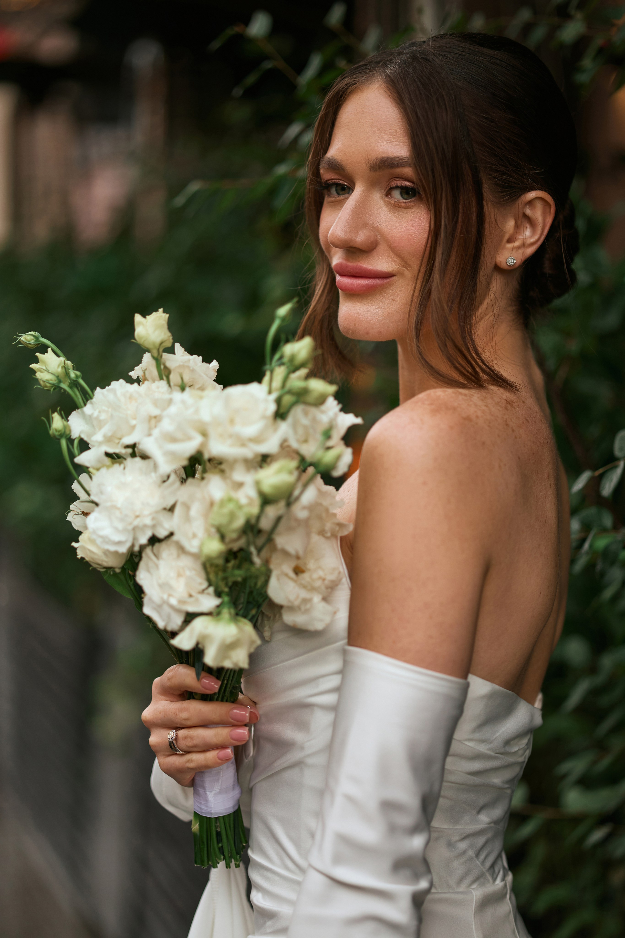 Свадьба в Питере на катере. Сестры Карабаза. Фотографы и ретушеры в Москве и Санкт-Петербурге