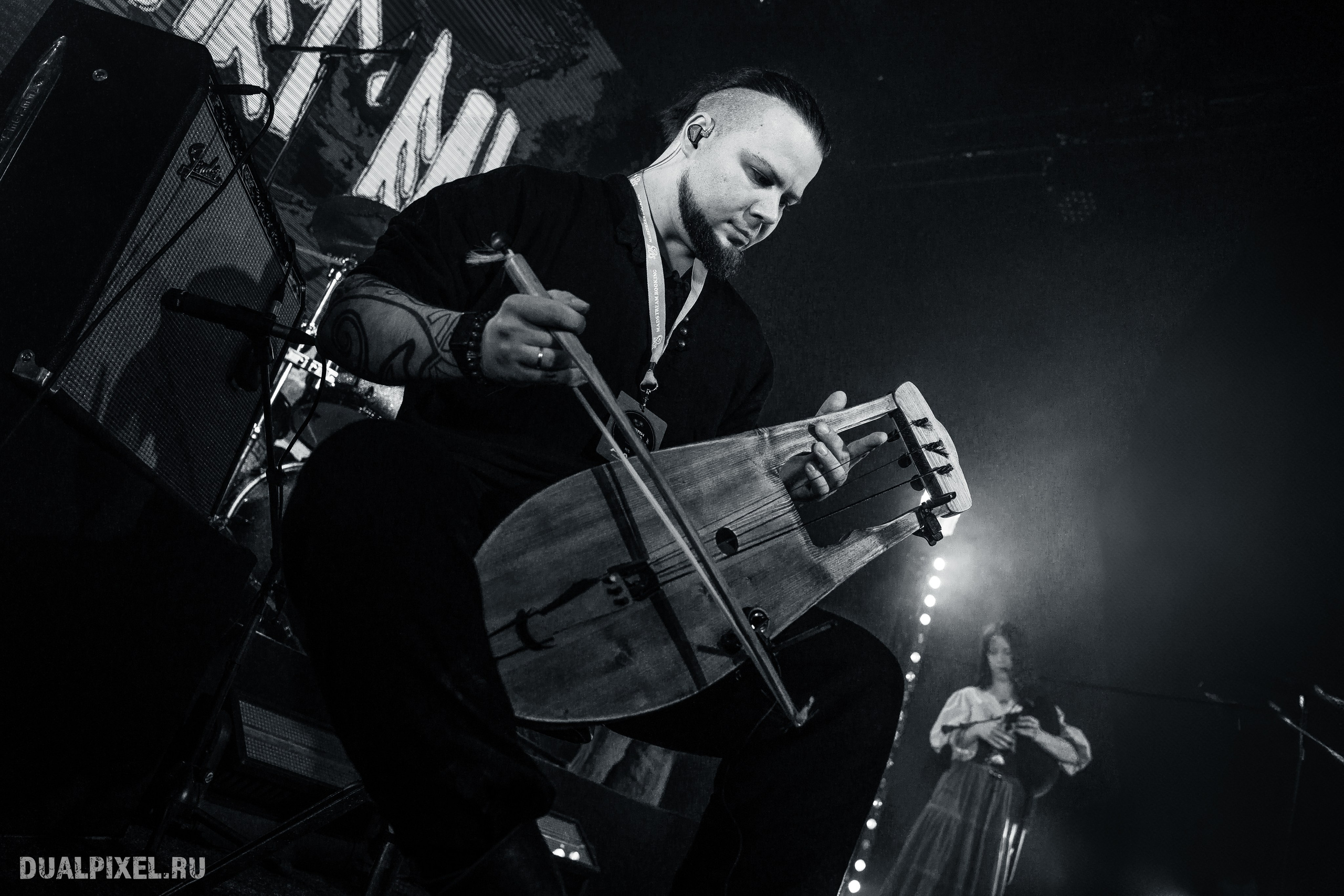 Тролль гнёт ель. Магия музыки в кадре: Концертная Фотография