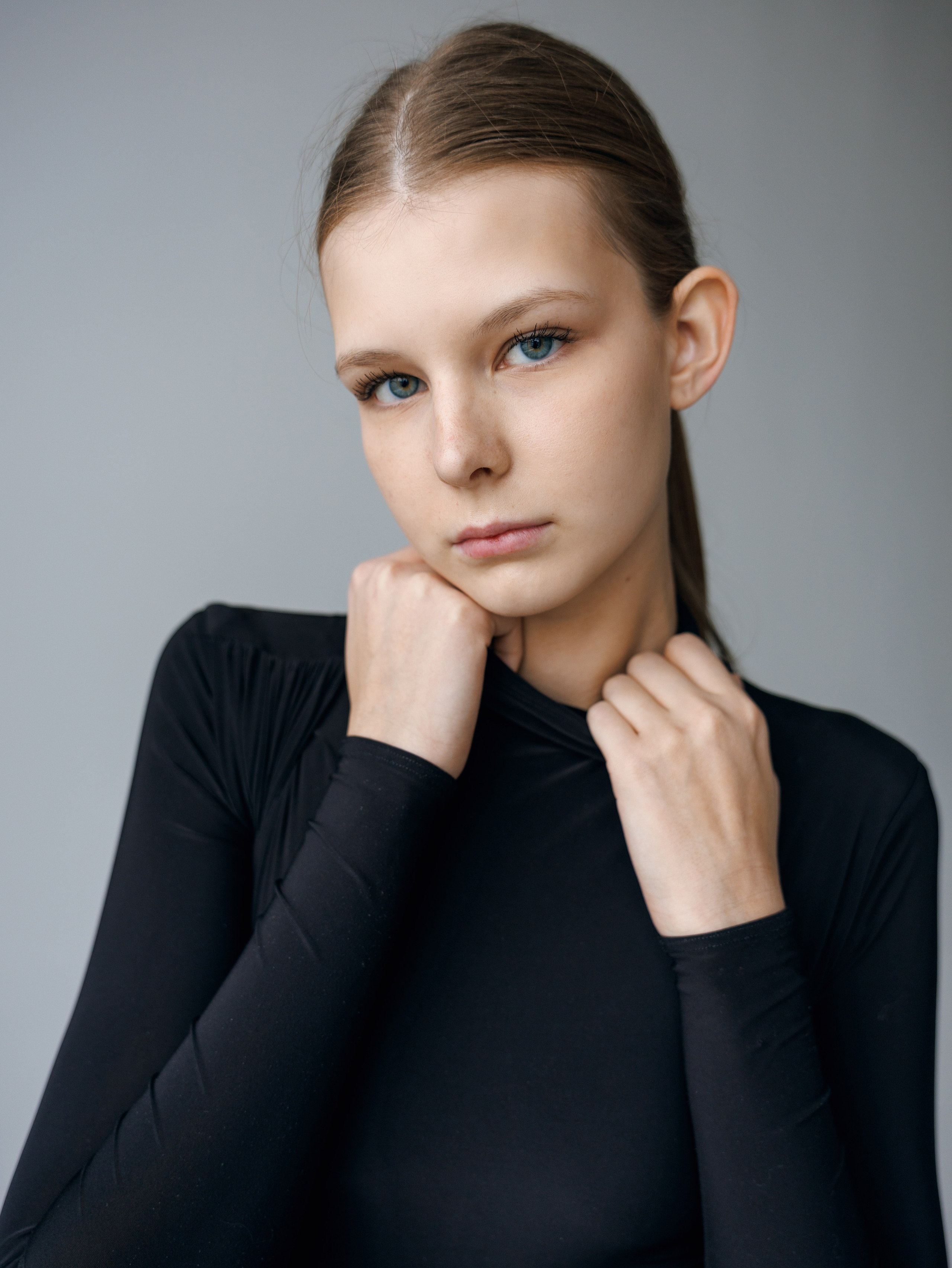 Портретный фотограф в Москве — Янка Шемшурова