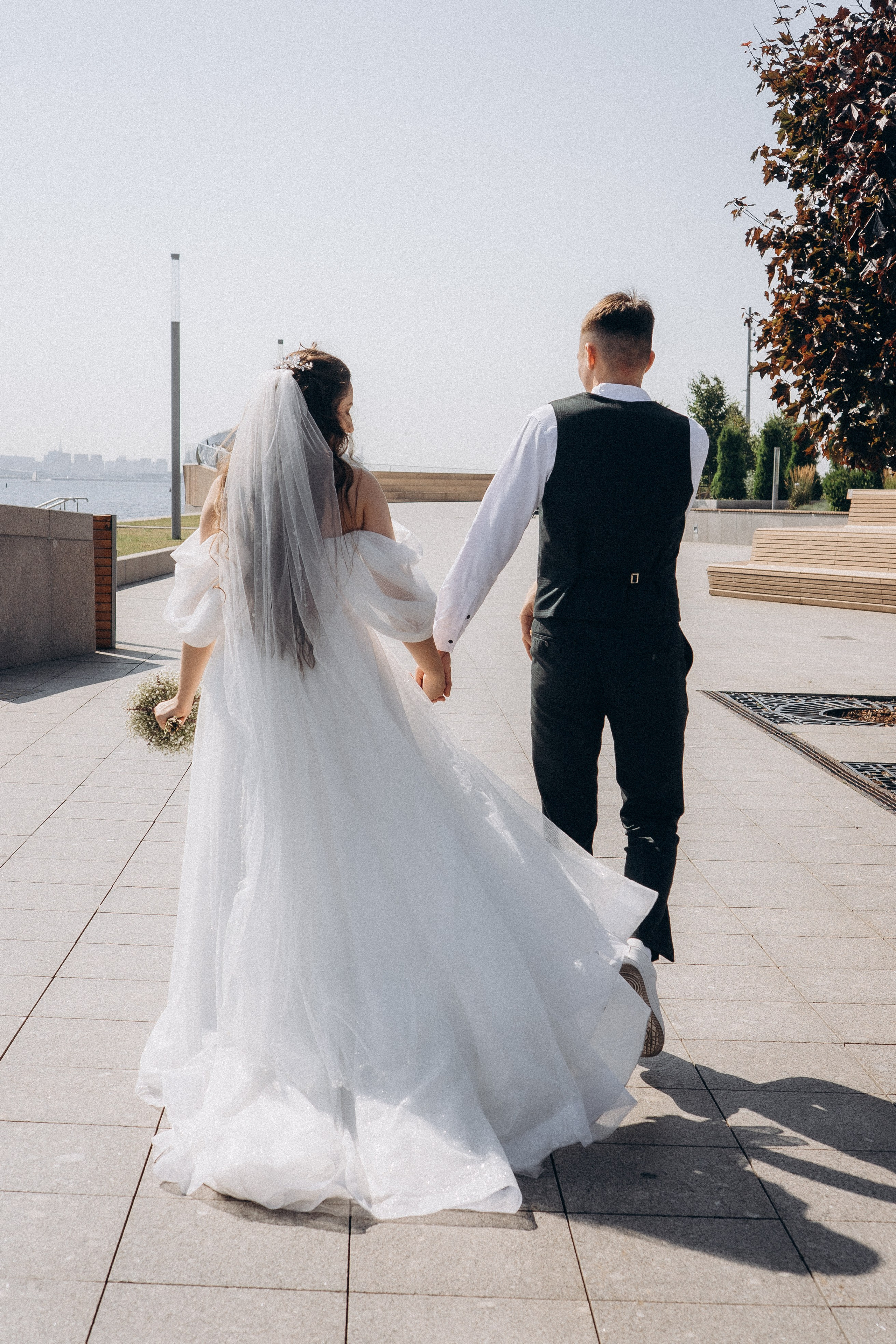 СВАДЕБНАЯ СЬЕМК В ПАРКЕ 300-ЛЕТИЯ. Профессиональный фотограф, Санкт-Петербург — Виктория Богомолова