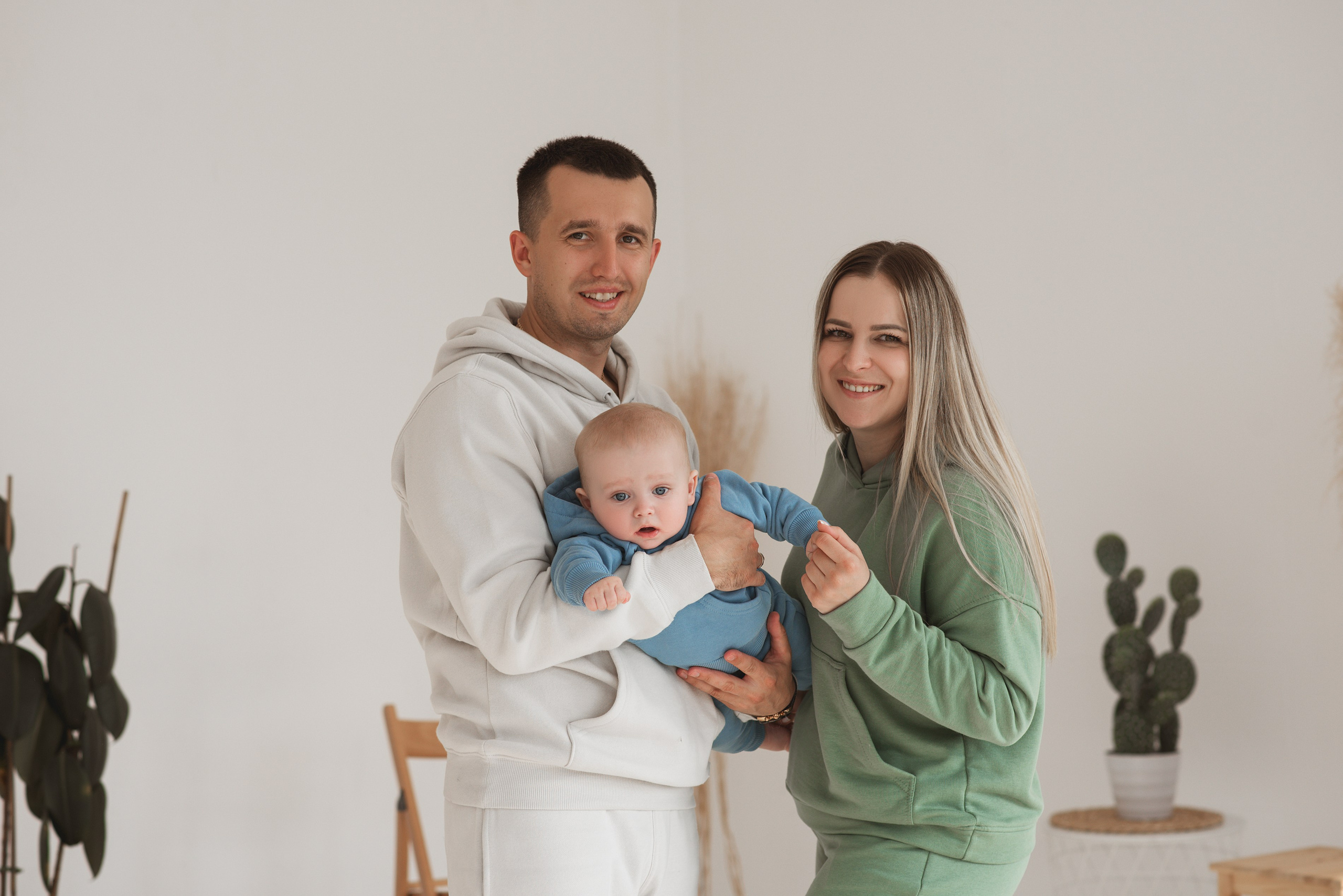 Семейная фотосессия Полина Игорь Богдан. Семейный фотограф в Южно-Сахалинске Анастасия Лимарева