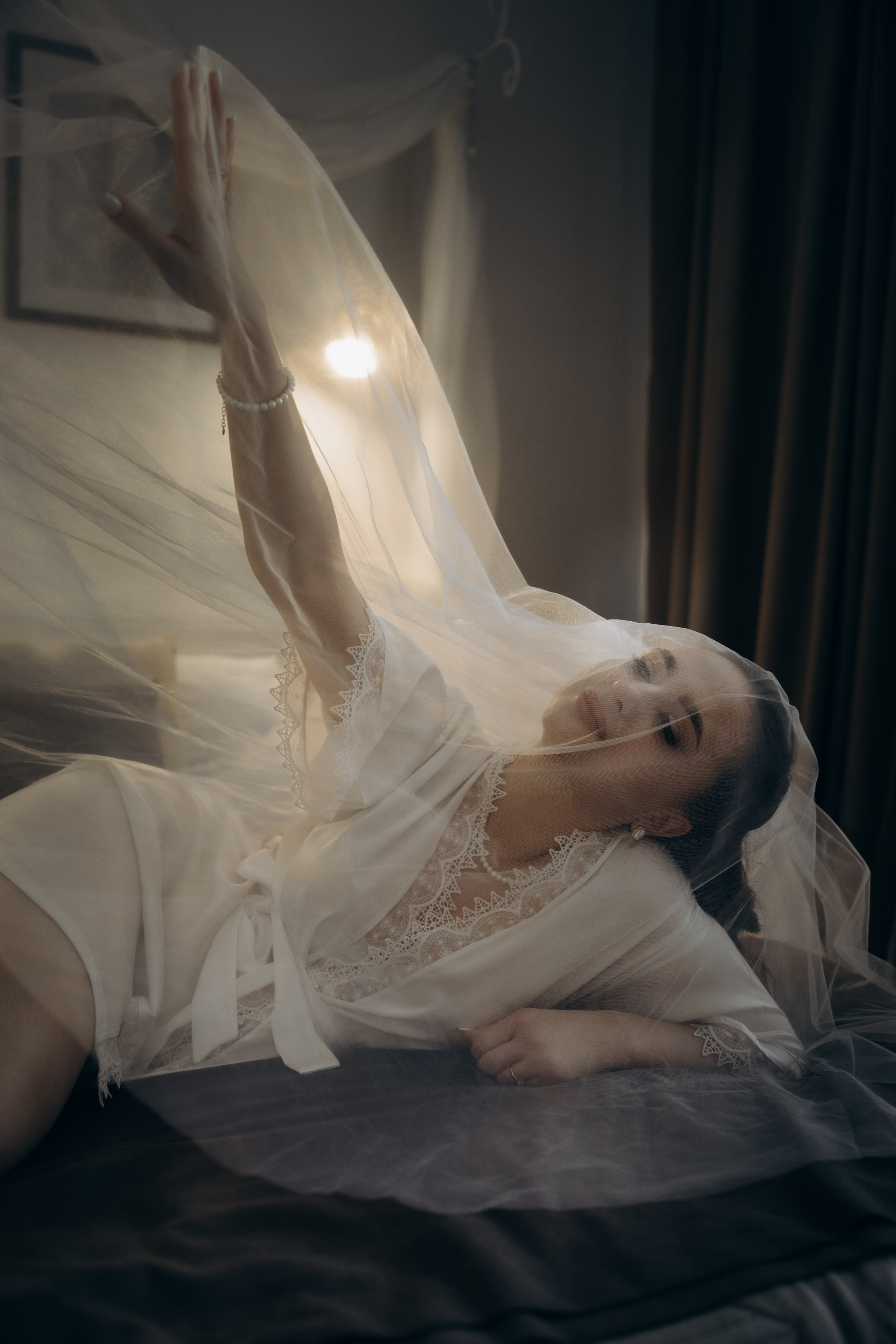 Свадебная фотосъемка в Пензе: Ольга и Владислав в отеле и студии «Перспектива»