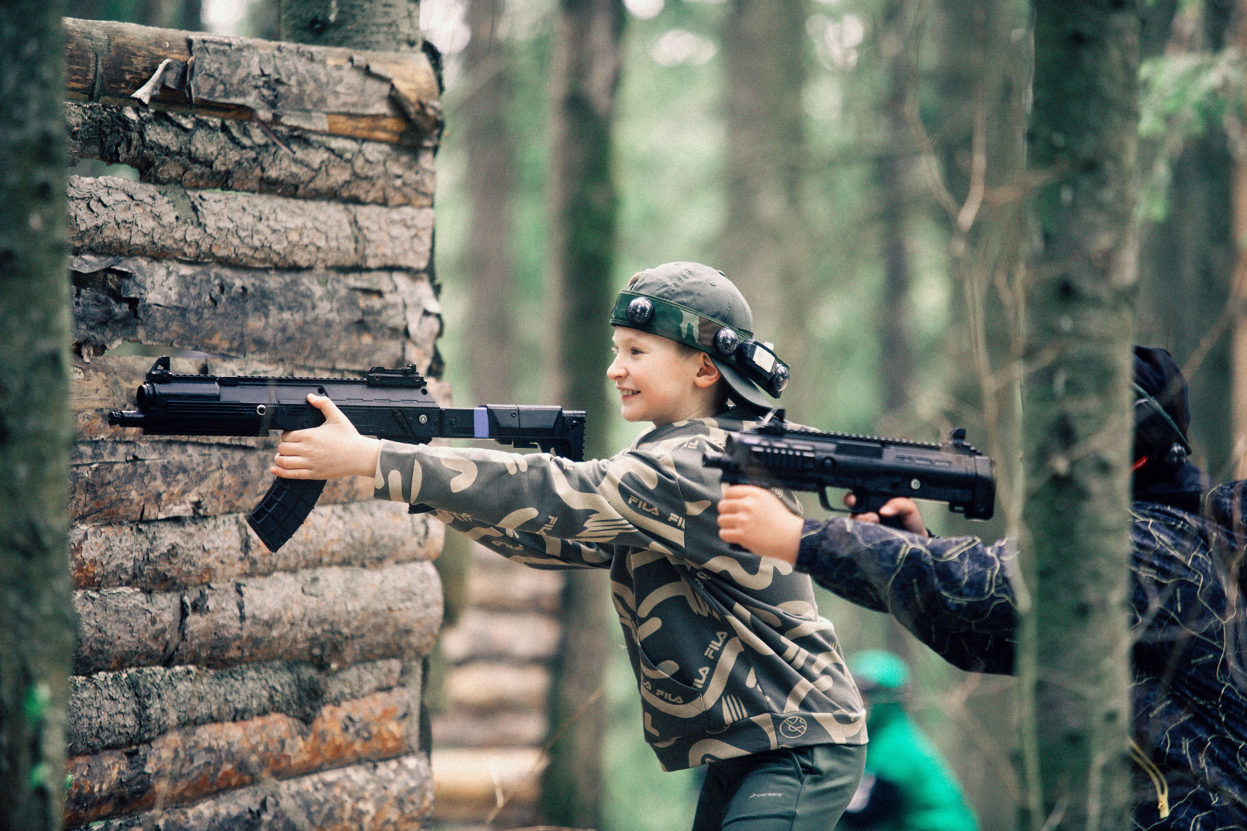 Выпускной в начальной школе. Арт-фотограф Крис Л. в Тобольске: портрет, семейные, свадьбы