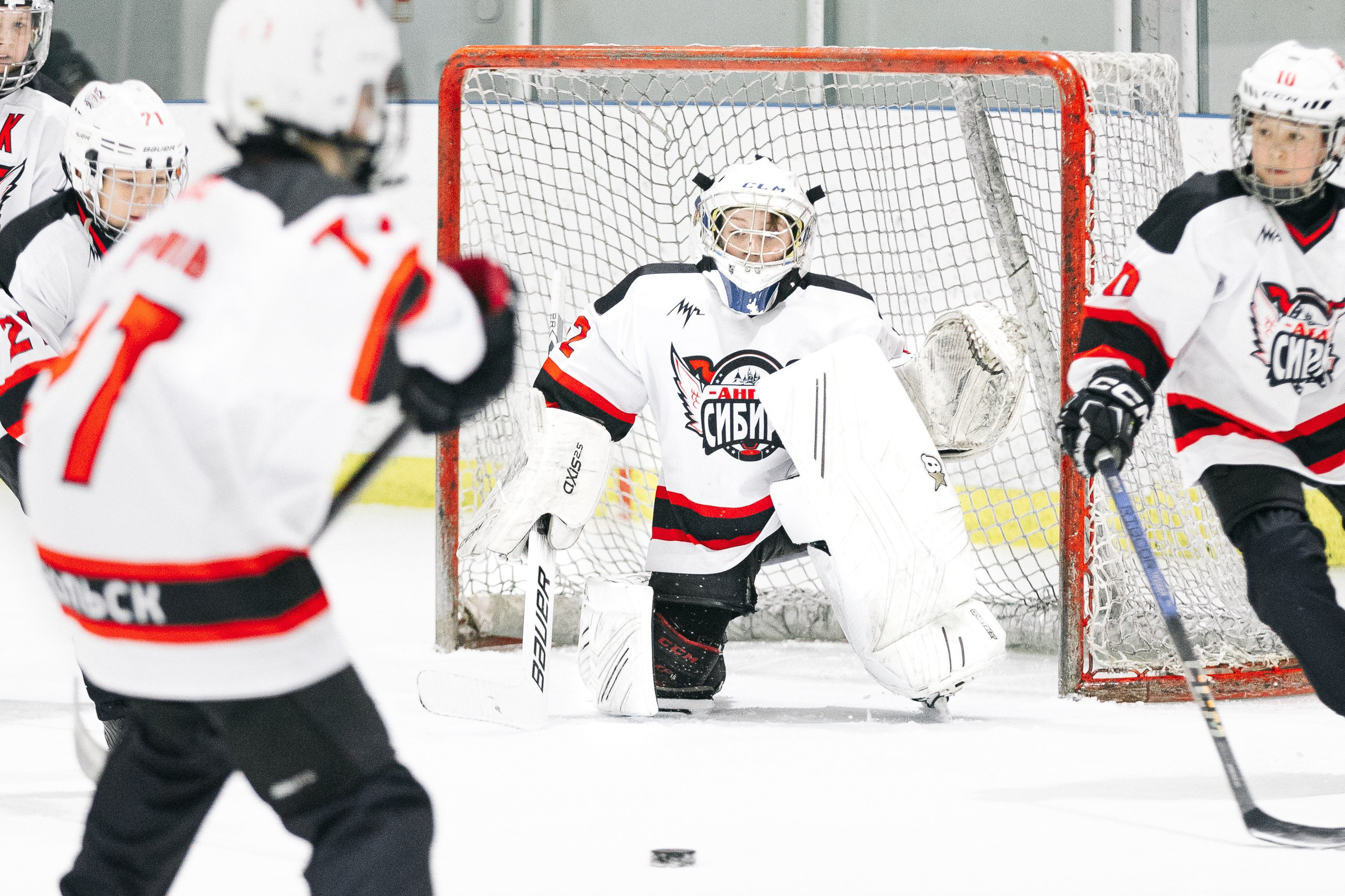 Первенство Тюмени по хоккею. MIG — студия спортивной фотографии Михаила Голянского