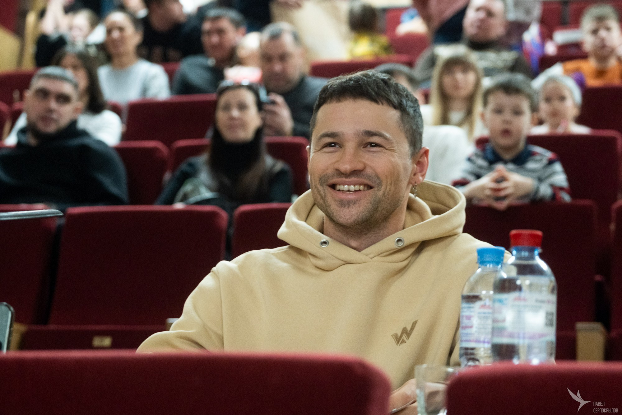 Сияние творчества. Репортажный фотограф в Казани Павел Серпокрылов