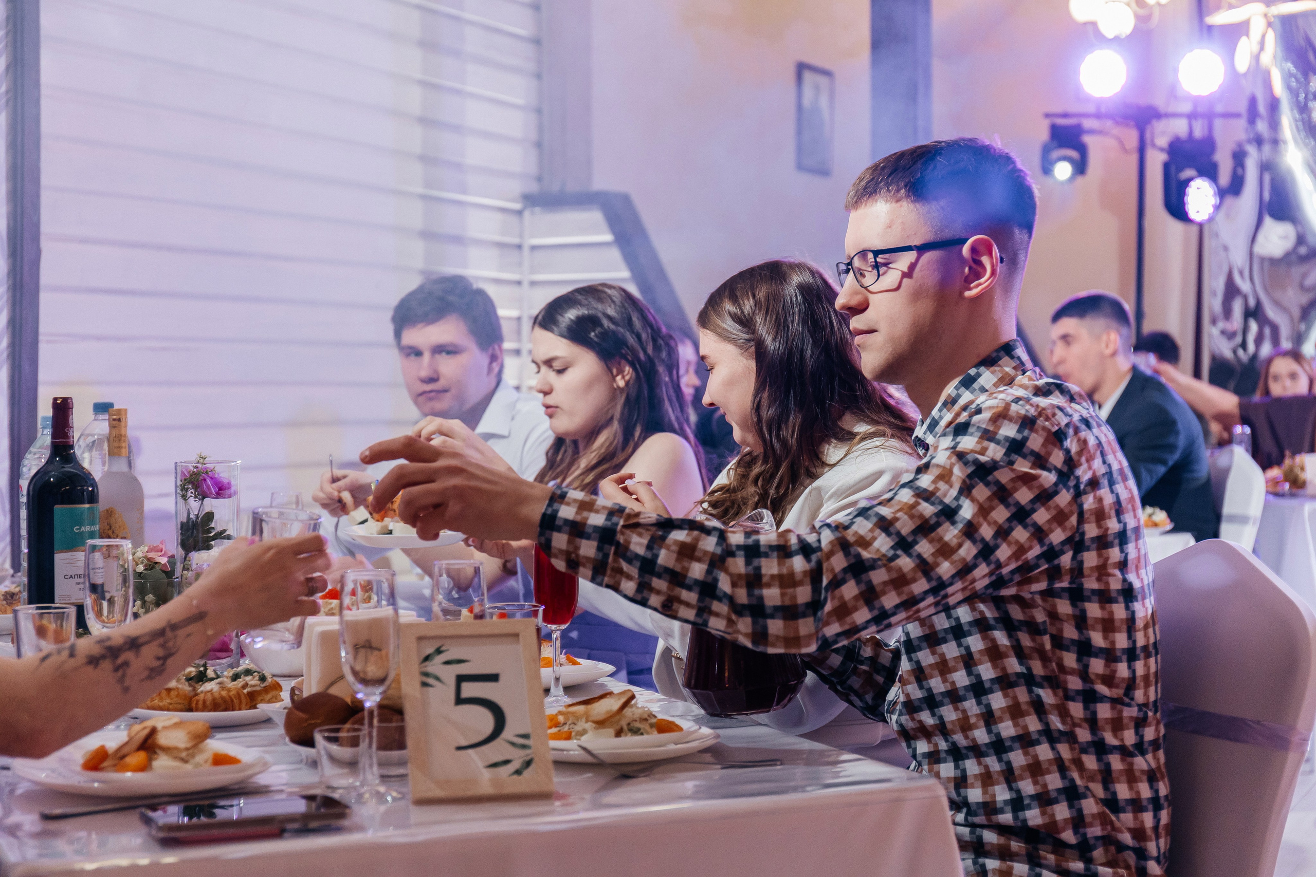 Maxim & Polina. Street photographer