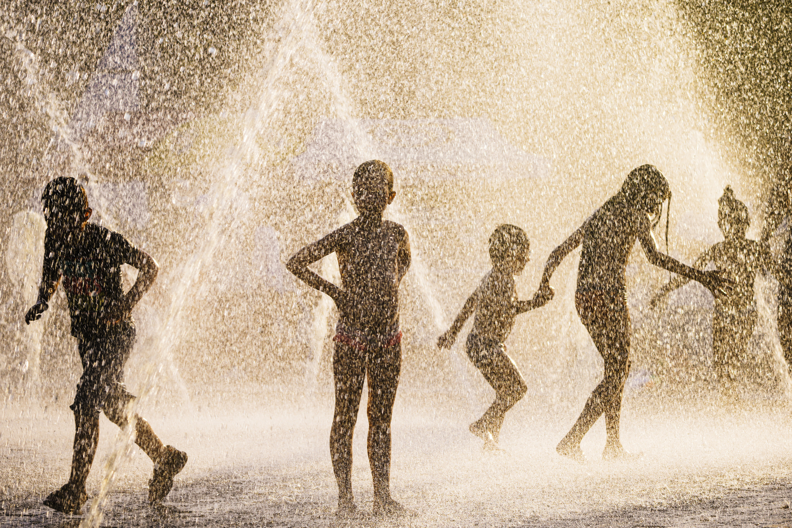 Уличная фотография. Портретный, репортажный и свадебный фотограф в Екатеринбурге Денис Южаков