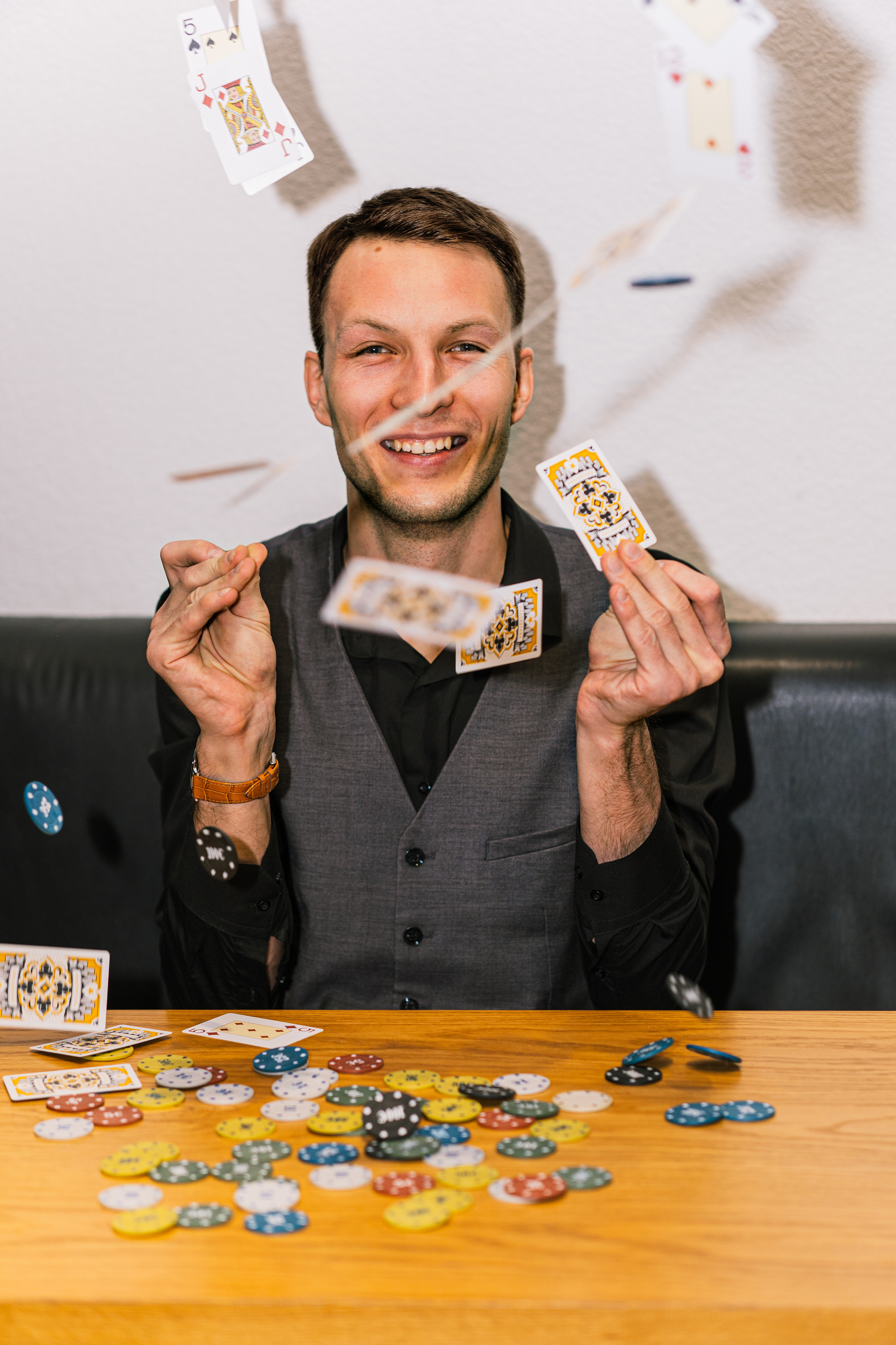 Кирилл и покер. Портретный, репортажный и свадебный фотограф в Екатеринбурге Денис Южаков