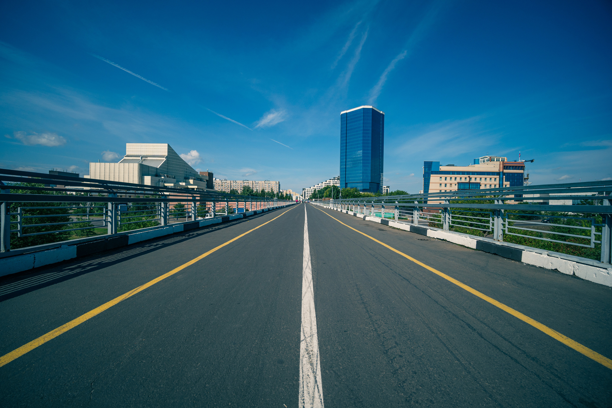 Города и архитектура. Портретный, репортажный и свадебный фотограф в Екатеринбурге Денис Южаков