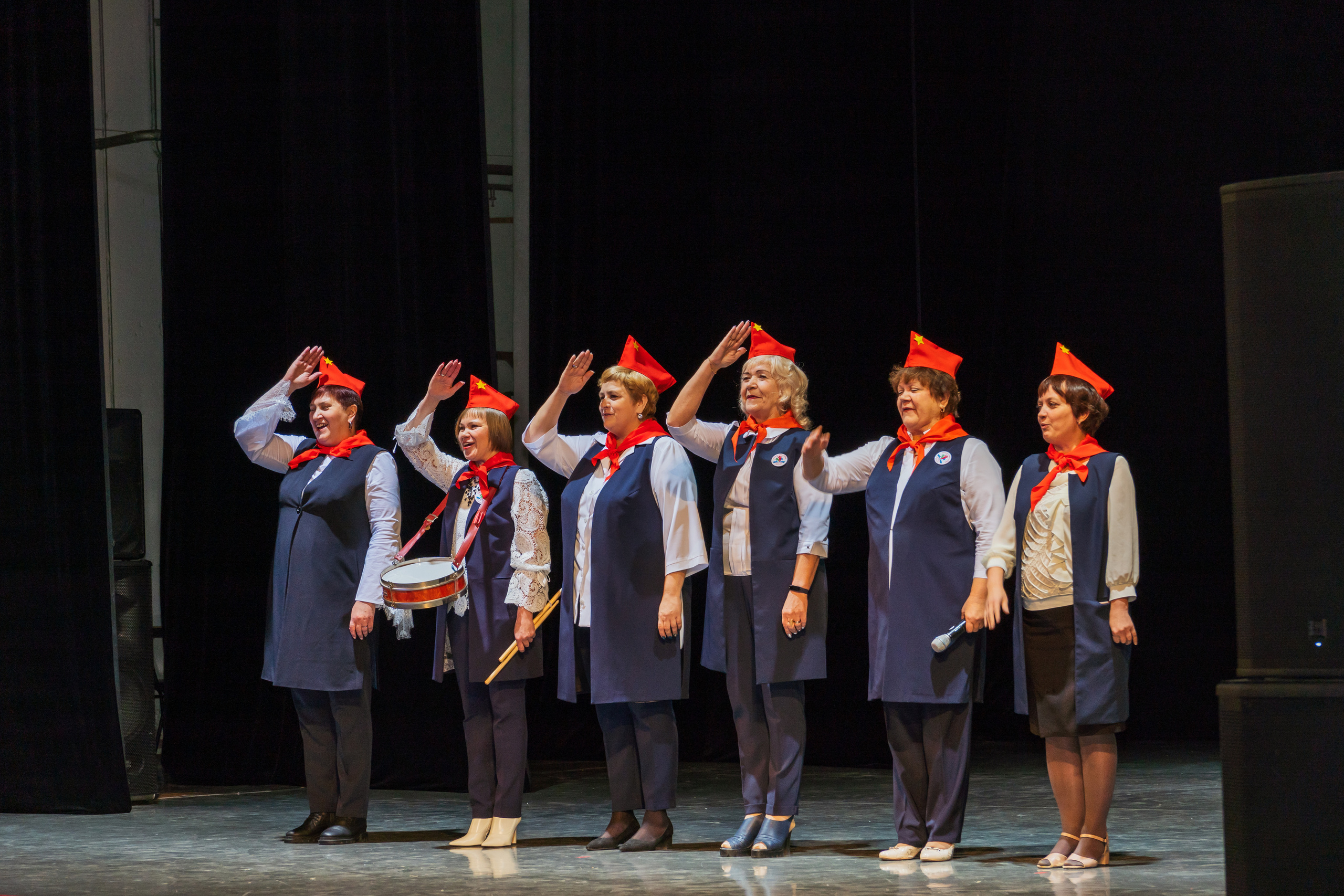 Страницы школьной жизни. Портретный, репортажный и свадебный фотограф в Екатеринбурге Денис Южаков