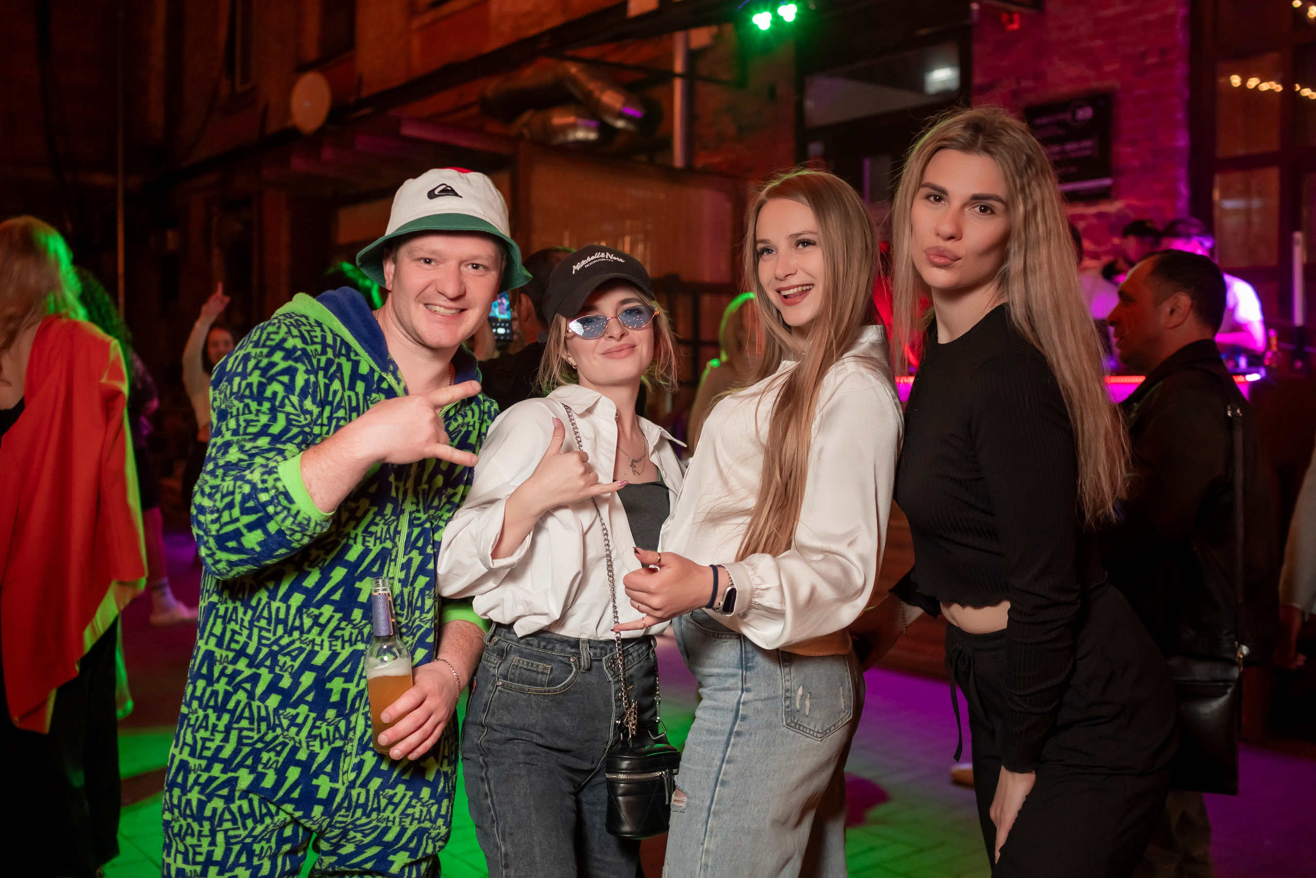 Weekend Vibes — mesto.313