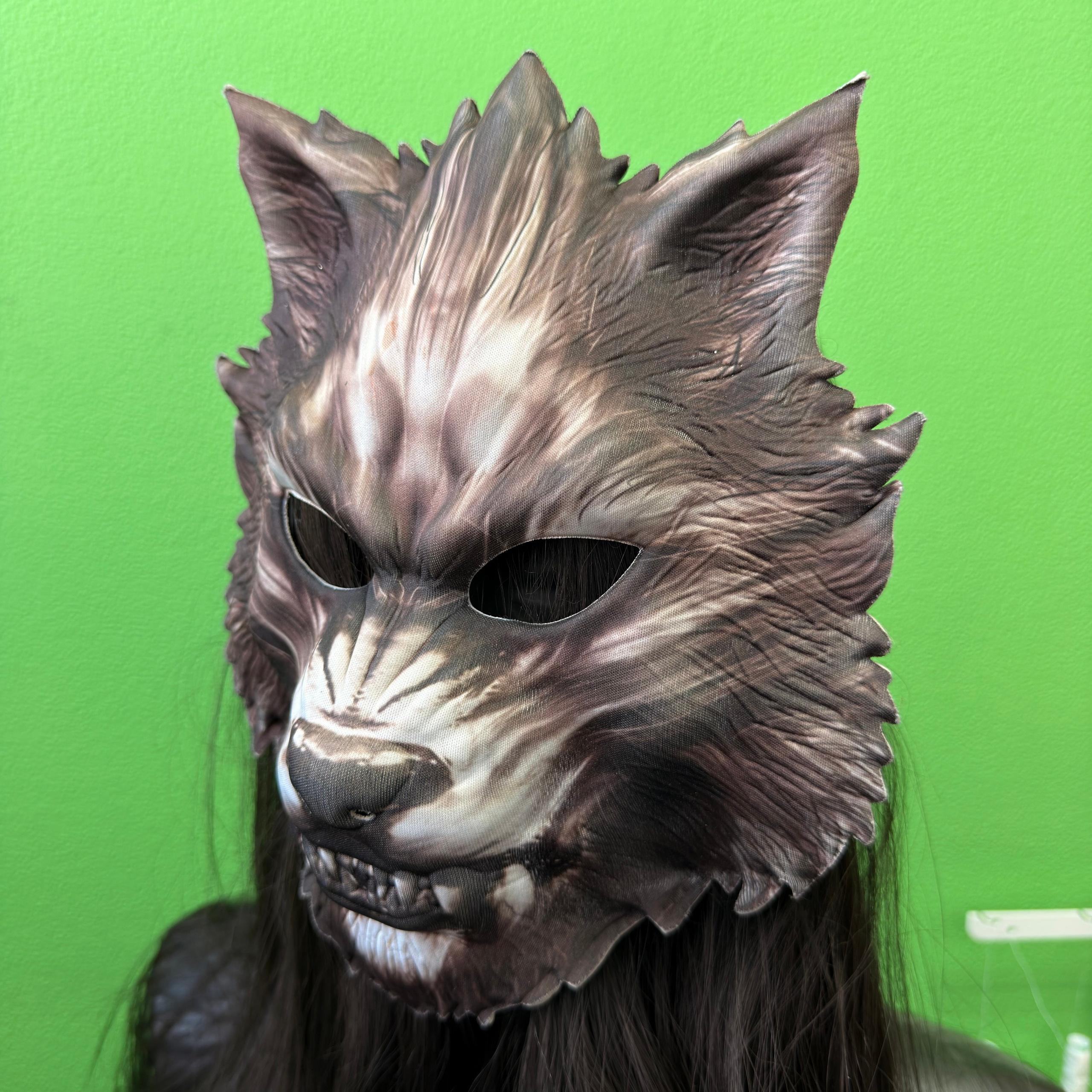 Маски в аренду. Аренда костюмов, платьев и реквизита для фотосессий на Камчатке