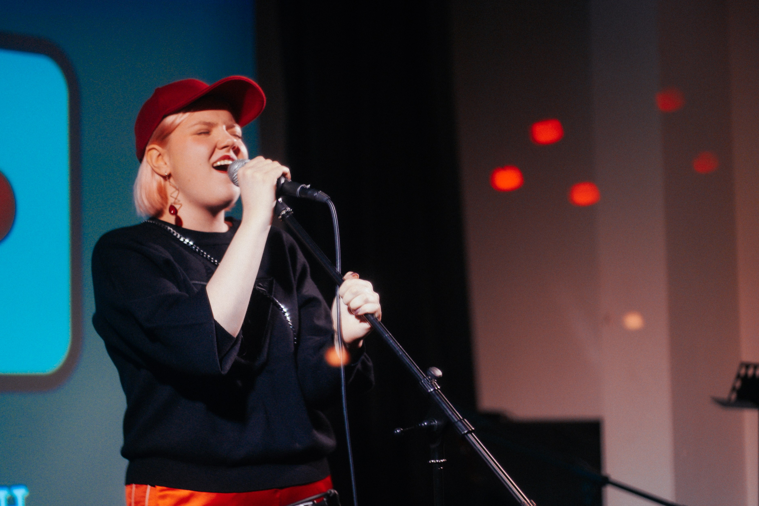 Открытый диктофон. Репортажный фотограф в Санкт-Петербурге. Фотограф на мероприятие в СПБ