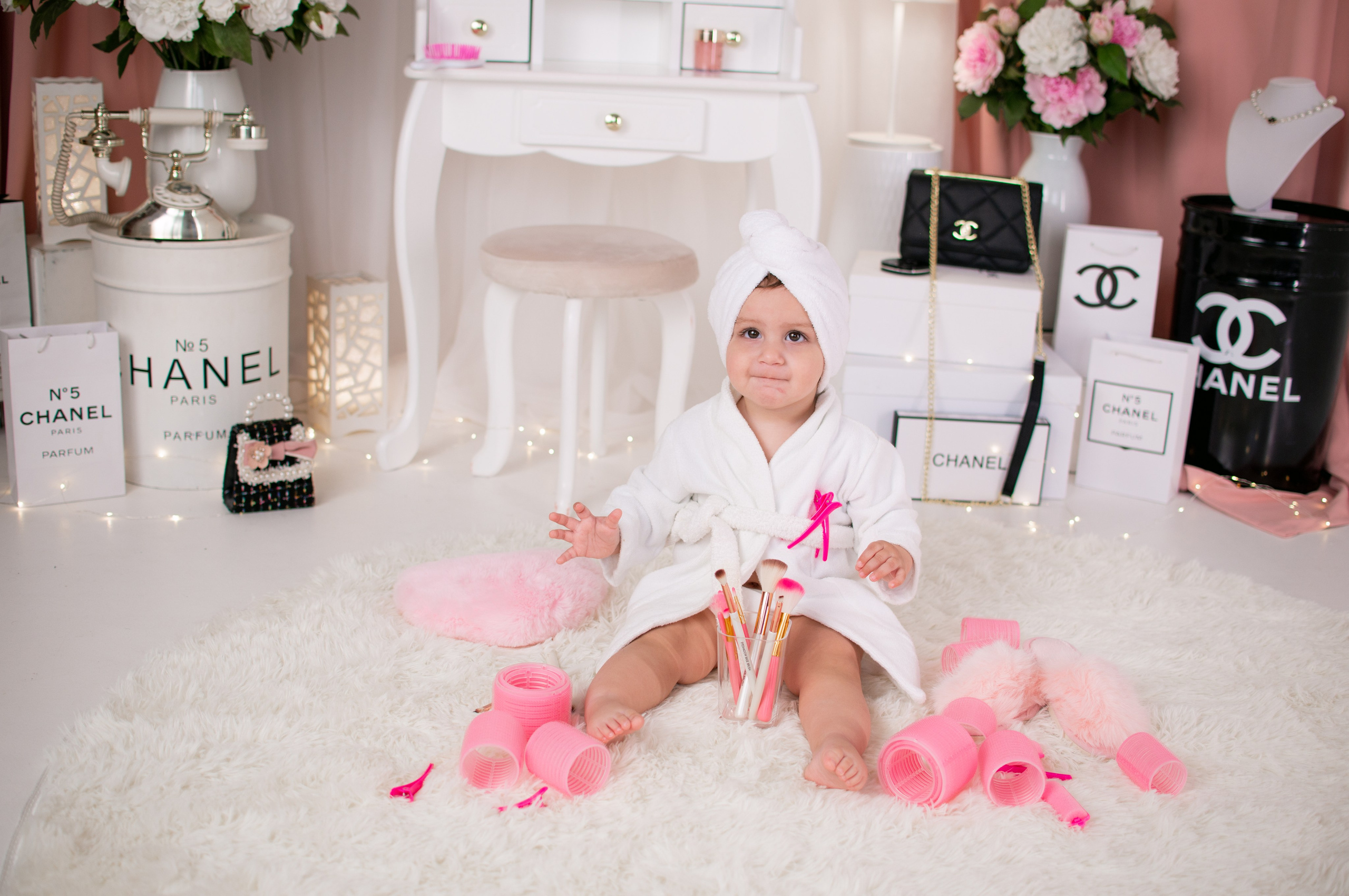 Анонс первых кадров с фотопроекта «Шанель» для Эмилии. Фотограф новорожденных Краснодар Малышенко Надежда