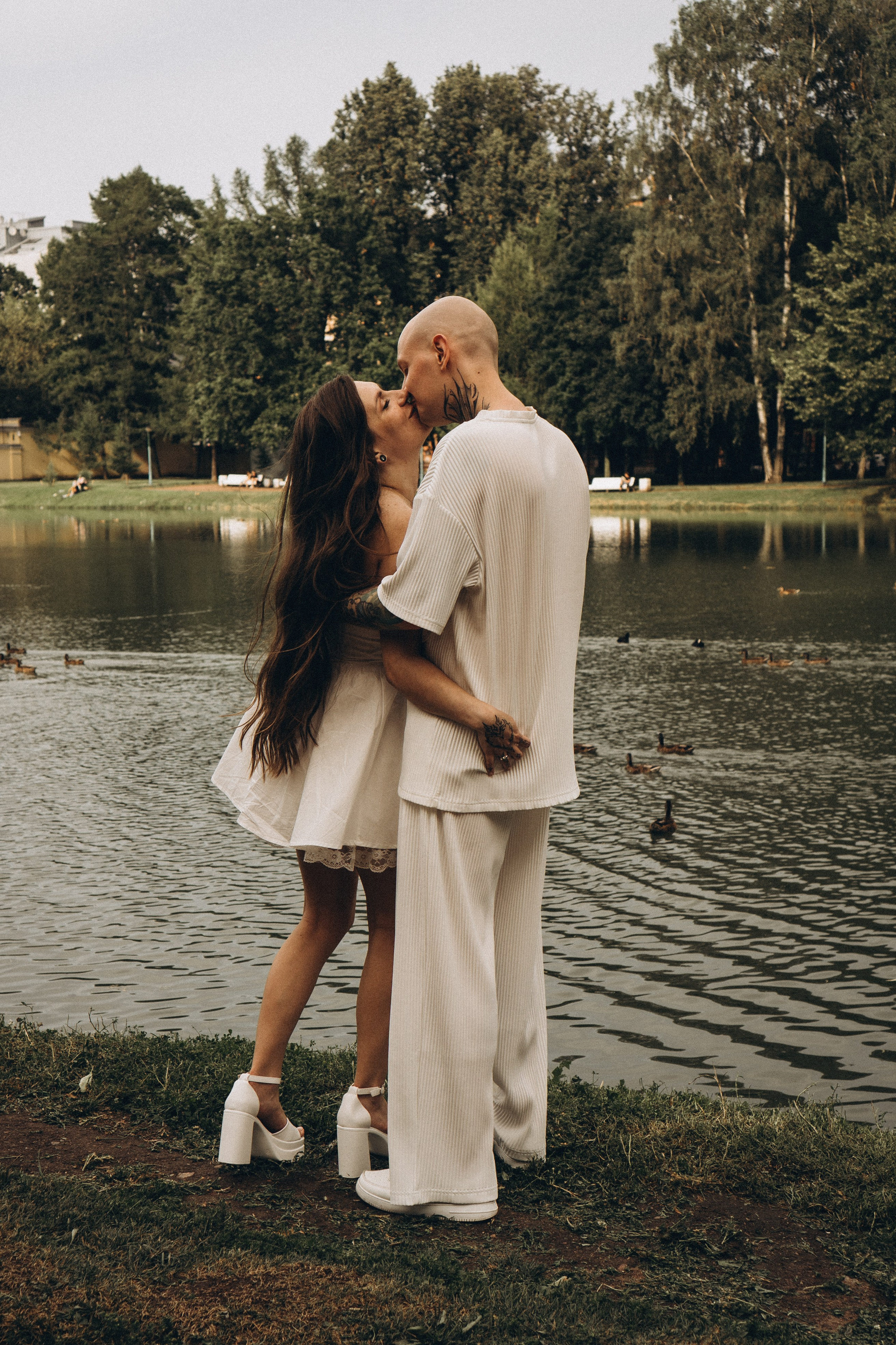 СВАДЕБНАЯ ПРОГУЛКА ПО ТАВРИЧЕСКОМУ САДУ И НЕВСКОЙ РАТУШЕ. Профессиональный фотограф, Санкт-Петербург — Виктория Богомолова