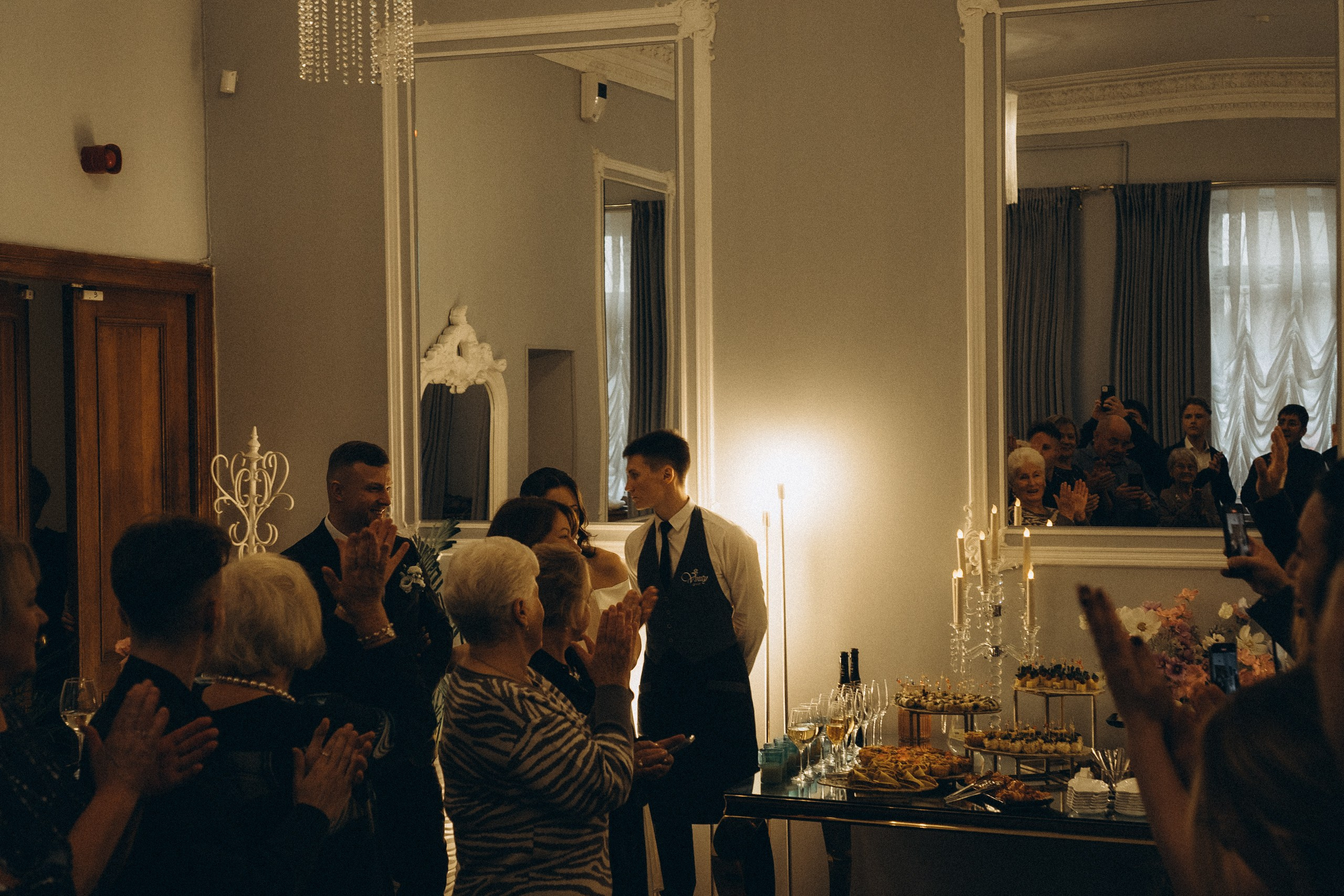 СЬЕМКА РЕПОРТАЖ В ЗАГСЕ (2 ДВОРЕЦ). Профессиональный фотограф, Санкт-Петербург — Виктория Богомолова