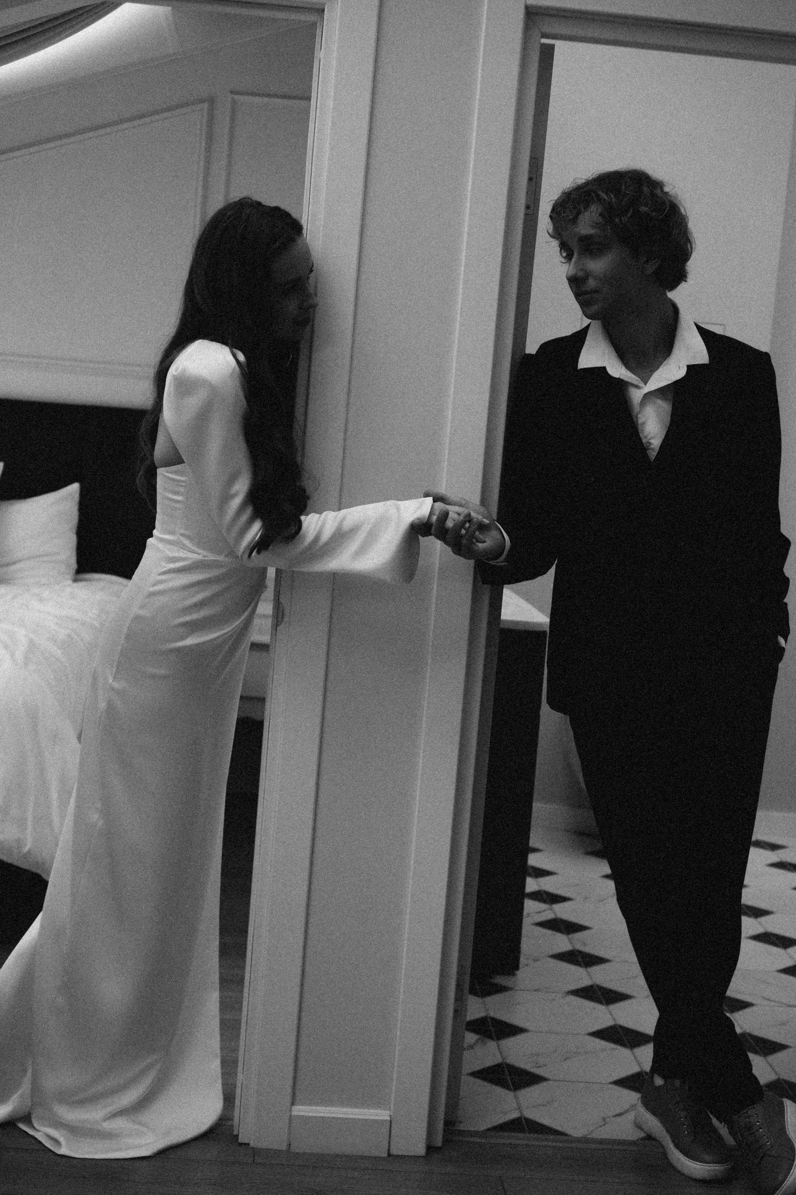 СВАДЕБНАЯ СЬЕМКА В ОТЕЛЕ. СБОРЫ ЖЕНИХА И НЕВЕСТЫ И ТАКЖЕ ТОР И ПОДГОТОВКА К ПРОГУЛКЕ. Профессиональный фотограф, Санкт-Петербург — Виктория Богомолова