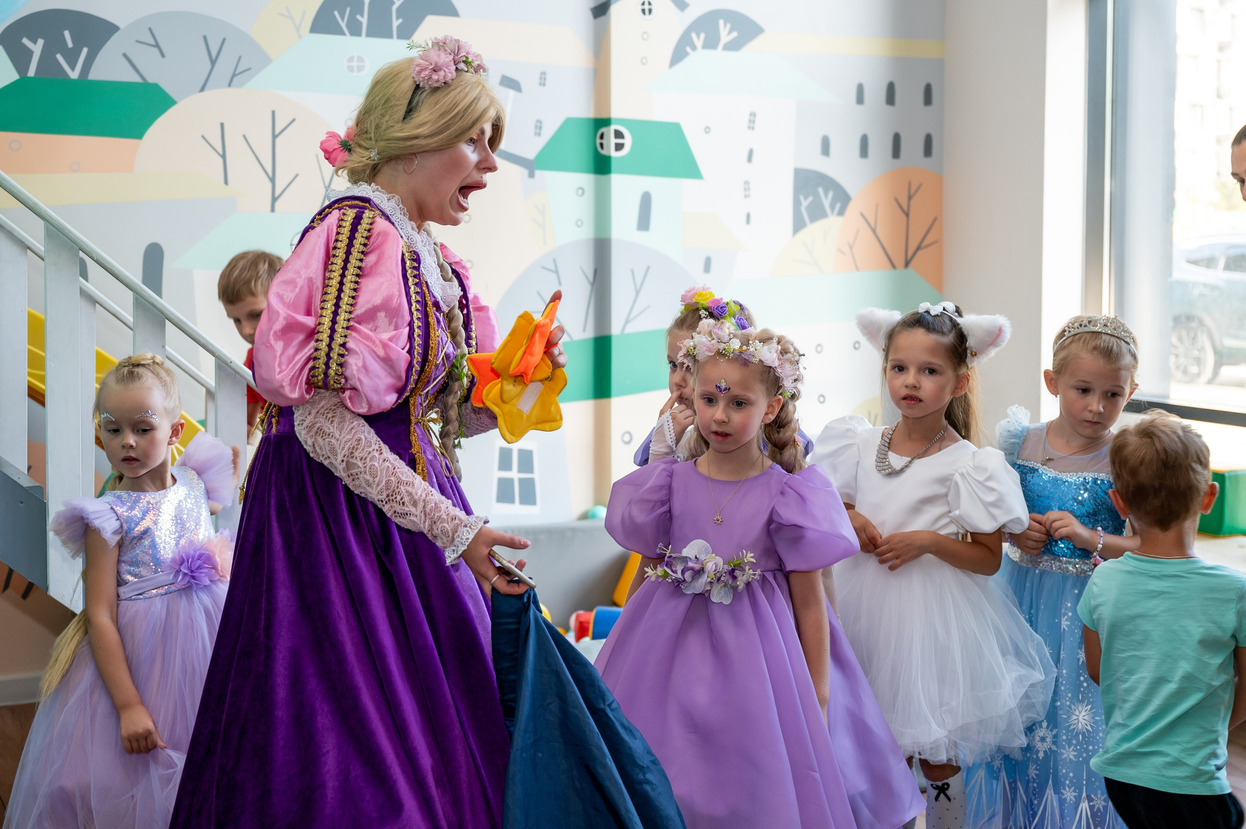 ДР в лофте с фокусником