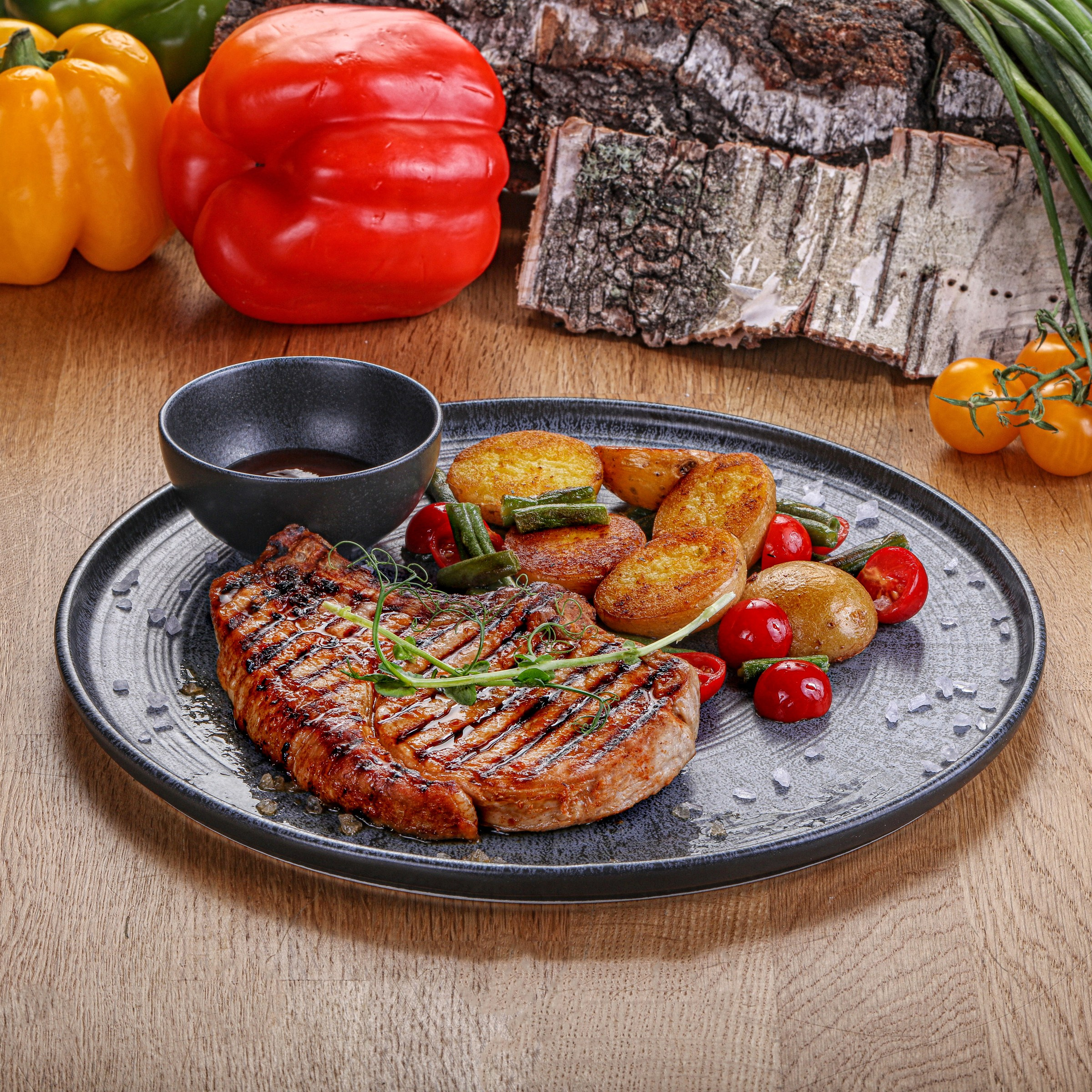 Фотосъемка блюд европейской кухни. Заказ по тел.: +7 (906) 006-90-22. Фуд-фотограф Андрей Старостин — съемка еды в Москве. 9000 руб. в час