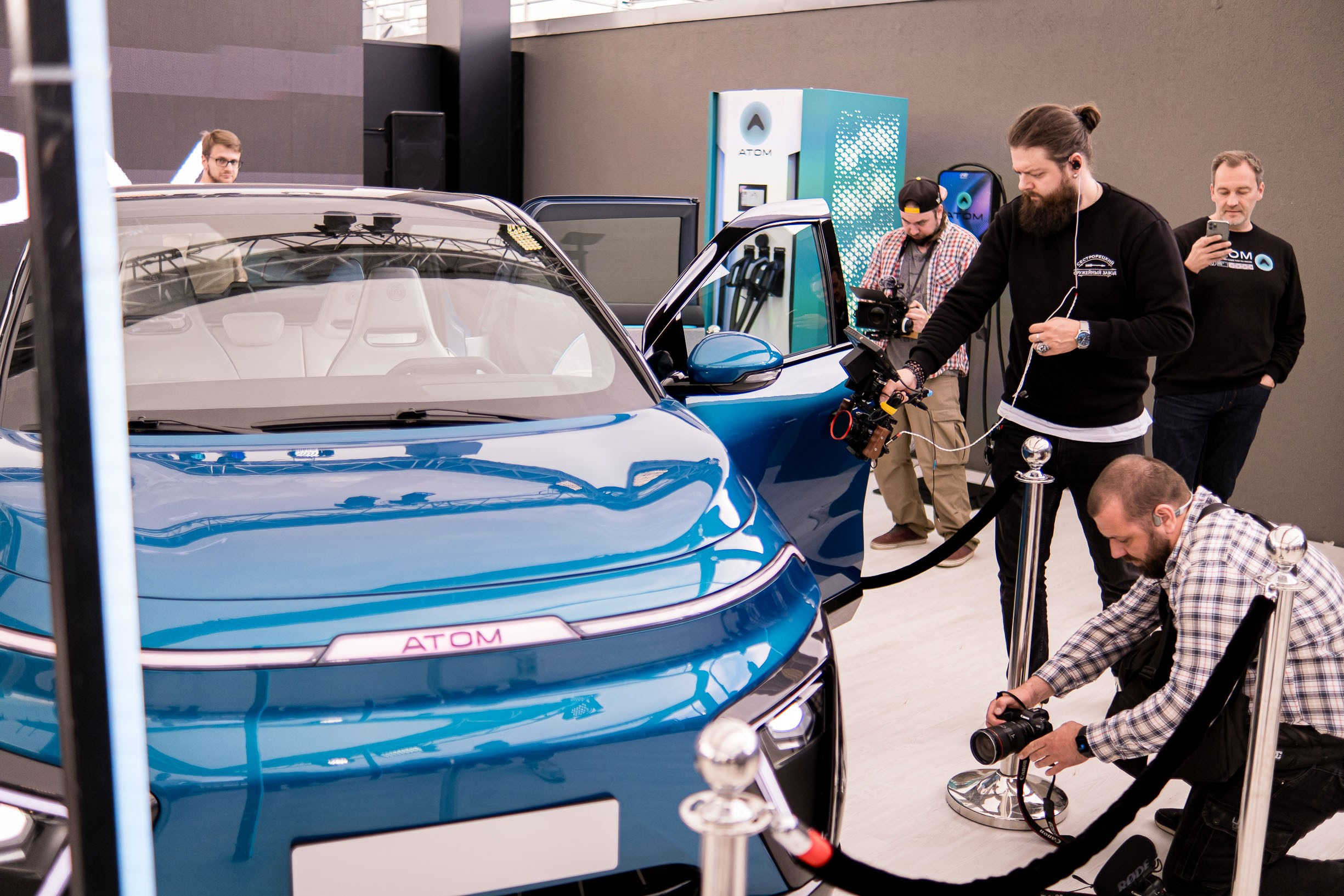 ATOM. Премьера Российского электромобиля. Репортажный фотограф Денис Тихомиров. Москва