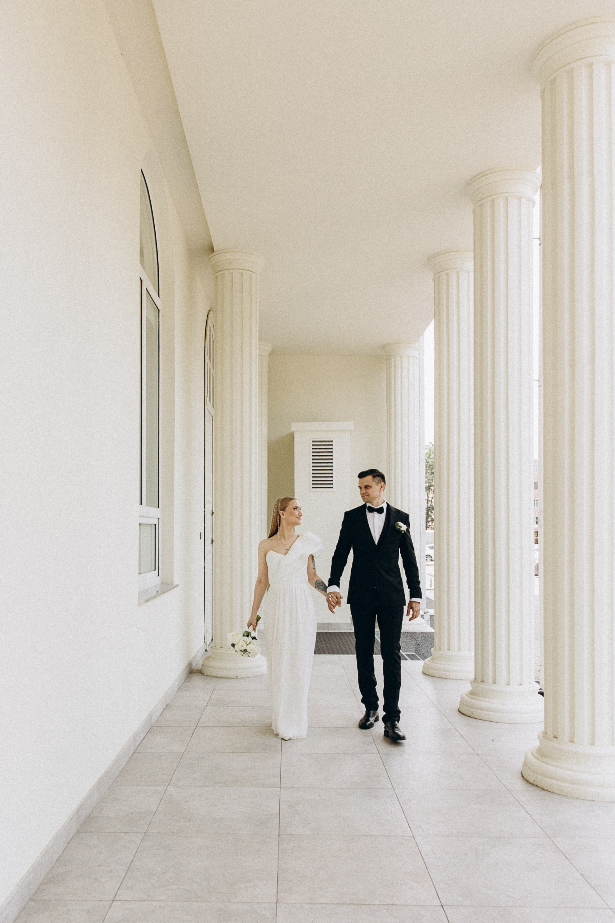 Свадьба в Краснодаре: роспись и фотосессия в парке Галицкого. Свадебный и семейный фотограф Виолетта Сидельникова. Краснодар, Россия, Беларусь, Европа