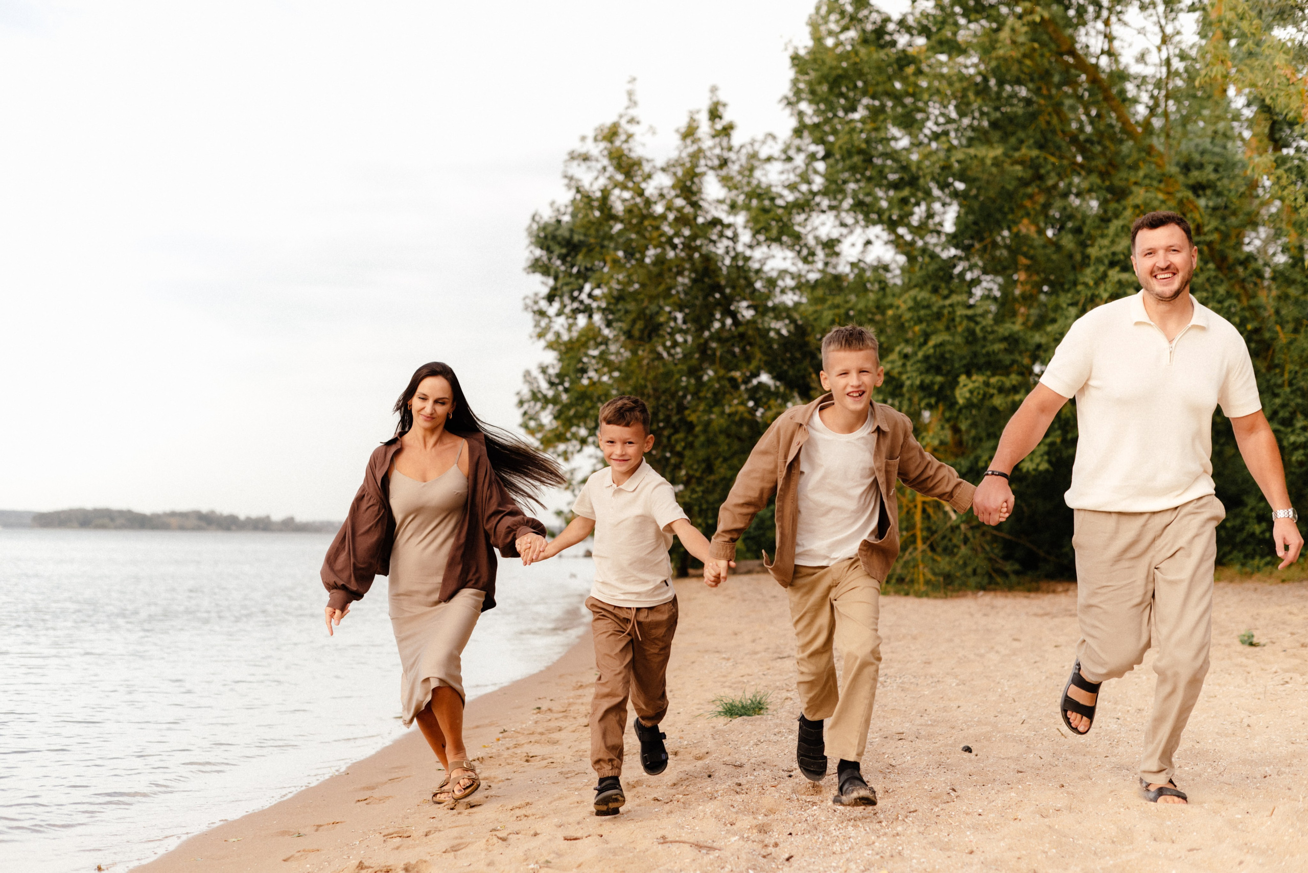Большая семья на Минском. Фотограф в Минске Наталия Запорощенко