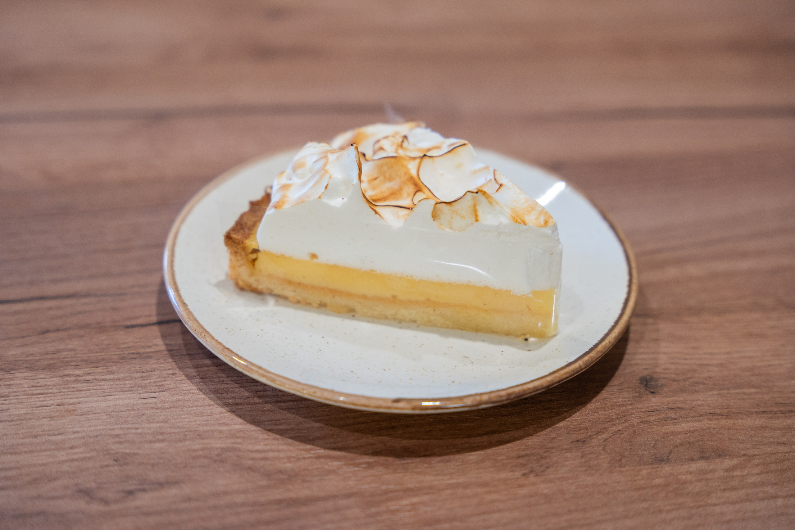 Интерьерная фотосъемка кофейни Love and Coffee — уютное место в Краснодаре Профессиональная фотосъемка интерьера кофейни в Краснодаре — Love. Шедевры для Вас! Фотограф и Видеограф в Краснодаре Пахиев Руслан