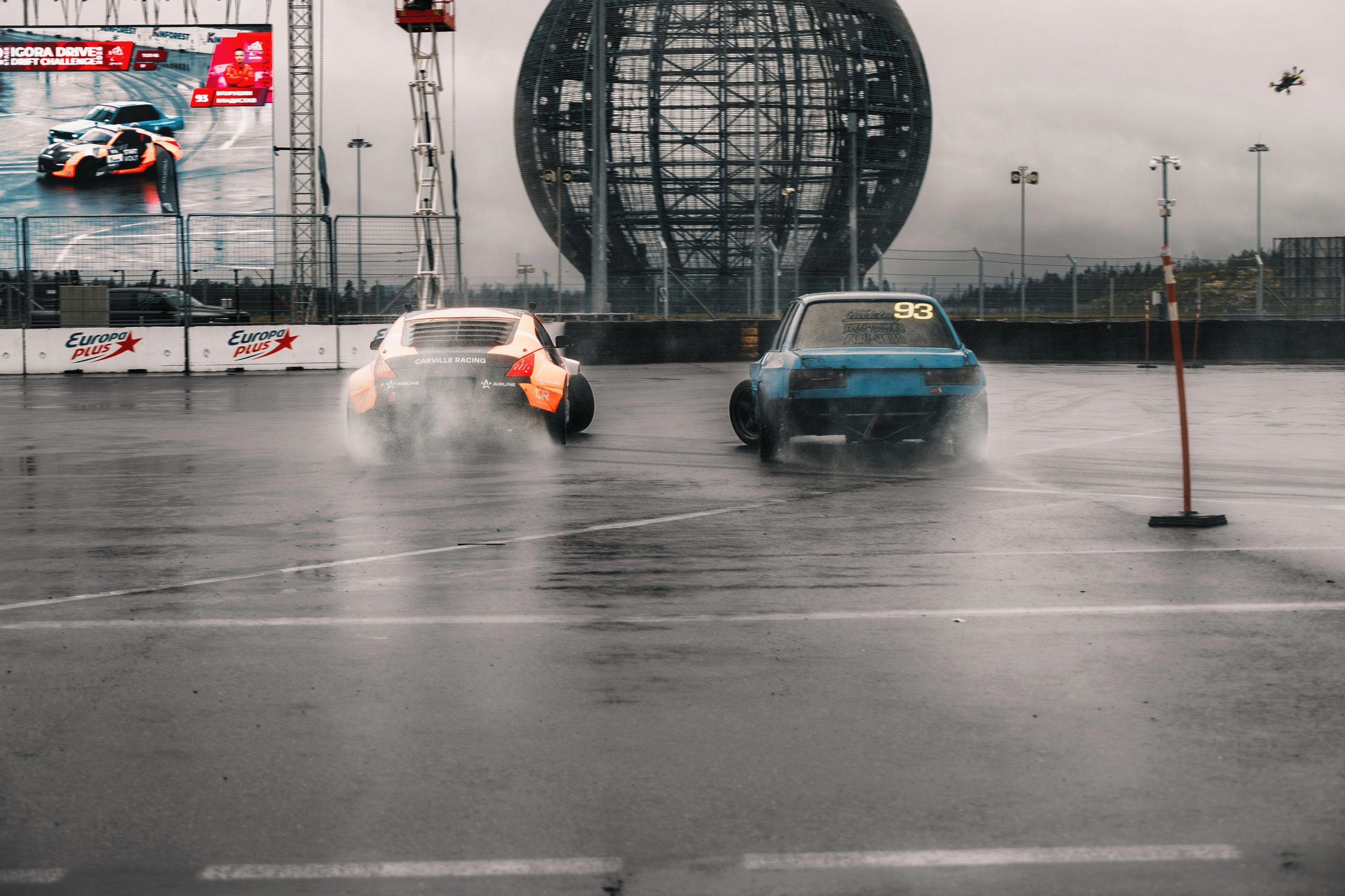 IDDC Этап 2: Бетонный Колизей и блогеры в деле