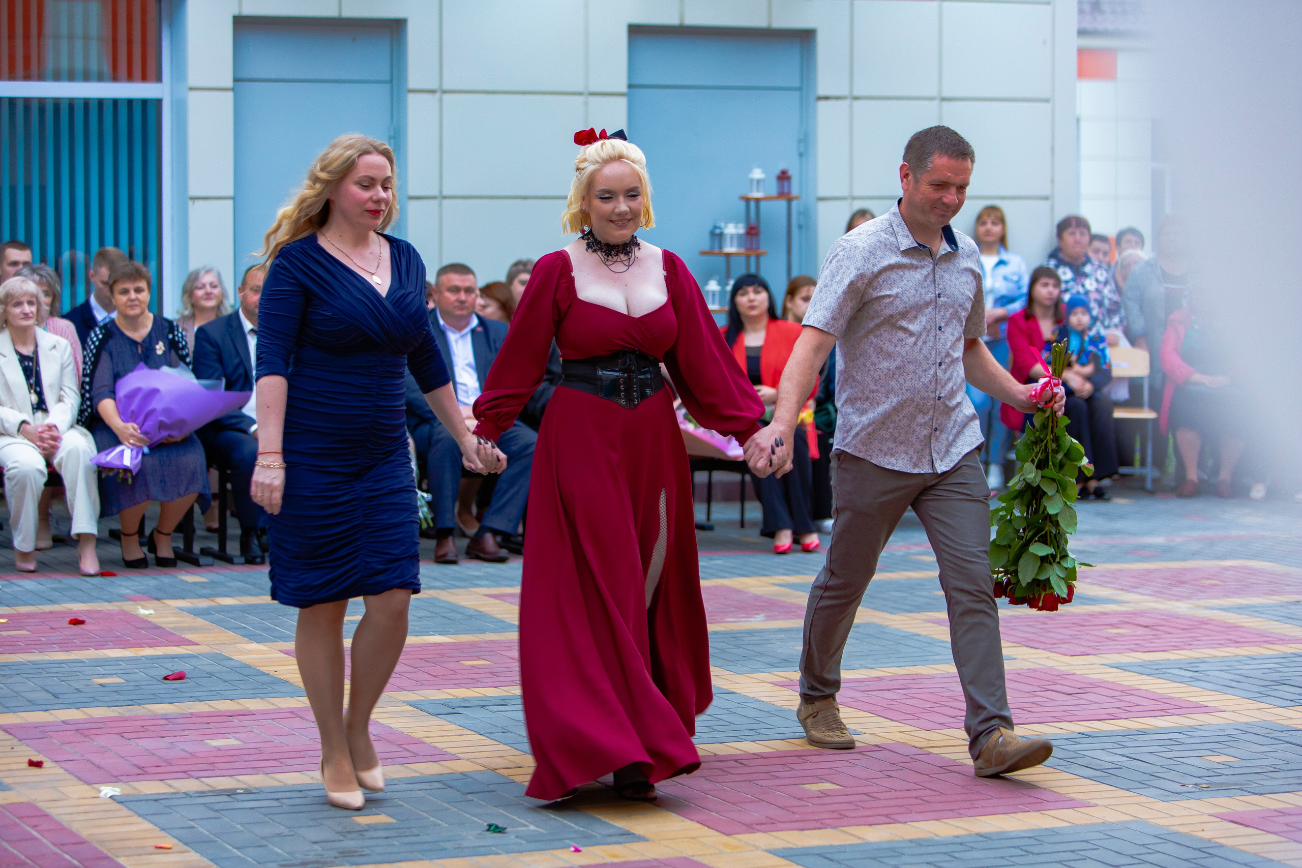 Выпускной вечер. Профессиональная съёмка и монтаж фото&видео в Курске и области