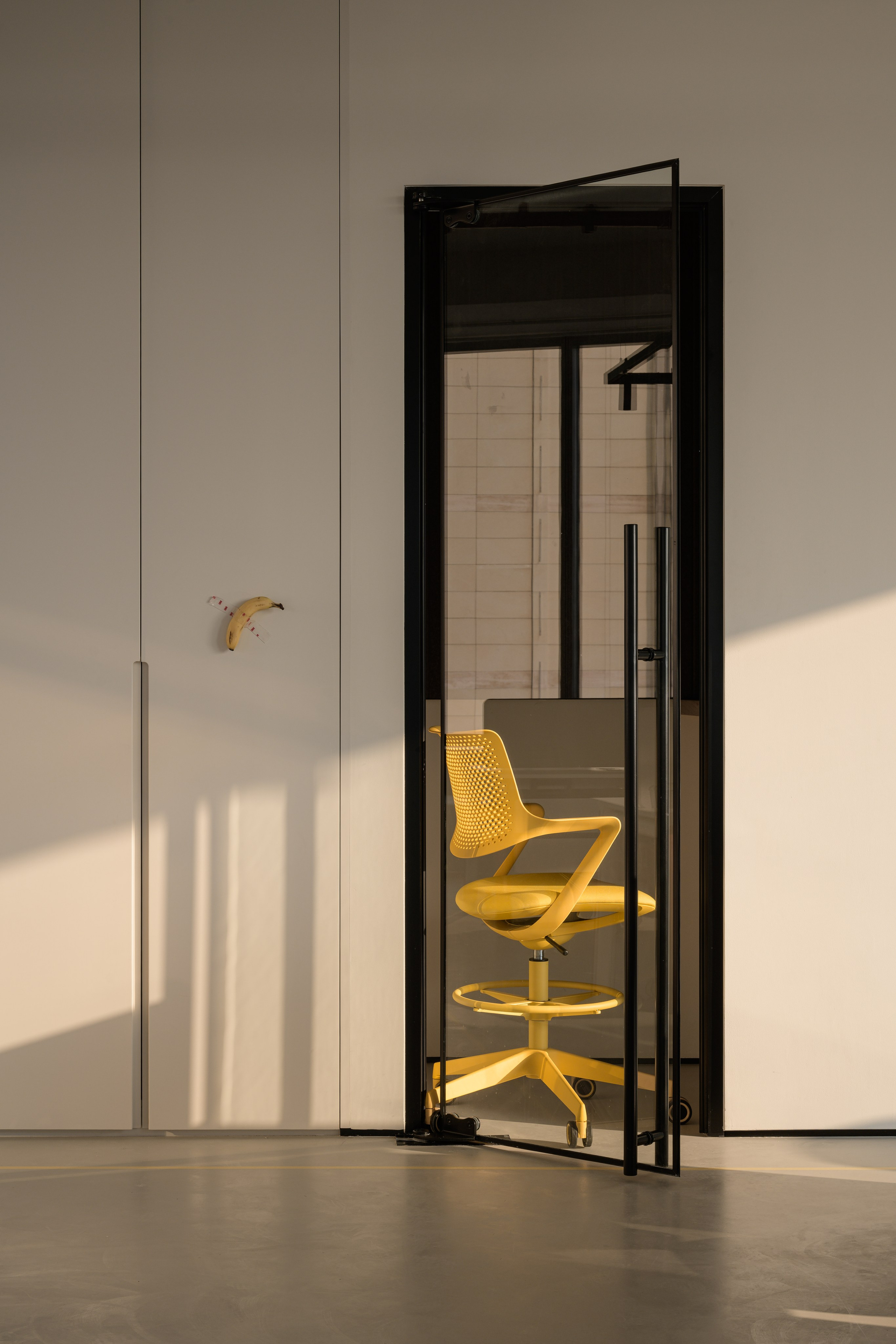 DIFC Office. Interior photographer in Dubai, Vitalii Grishkov