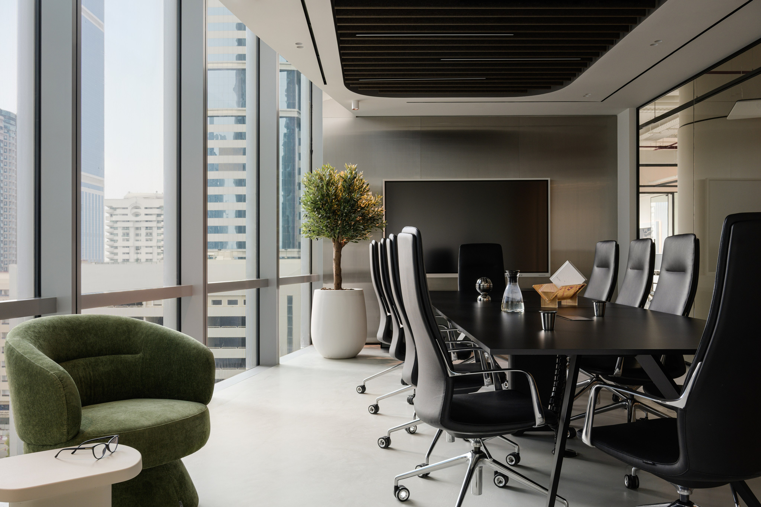 DIFC Office. Interior photographer in Dubai, Vitalii Grishkov
