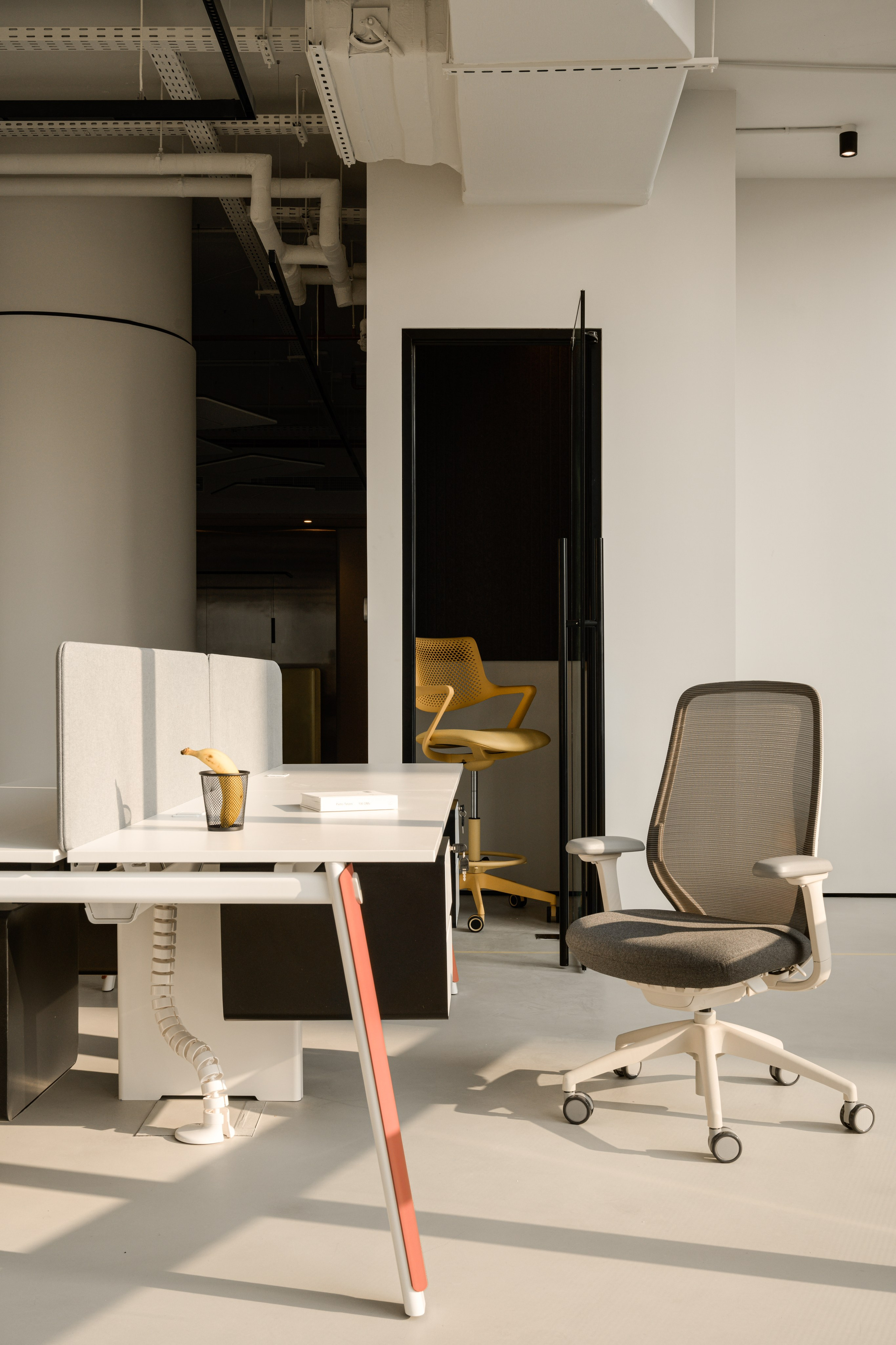 DIFC Office. Interior photographer in Dubai, Vitalii Grishkov