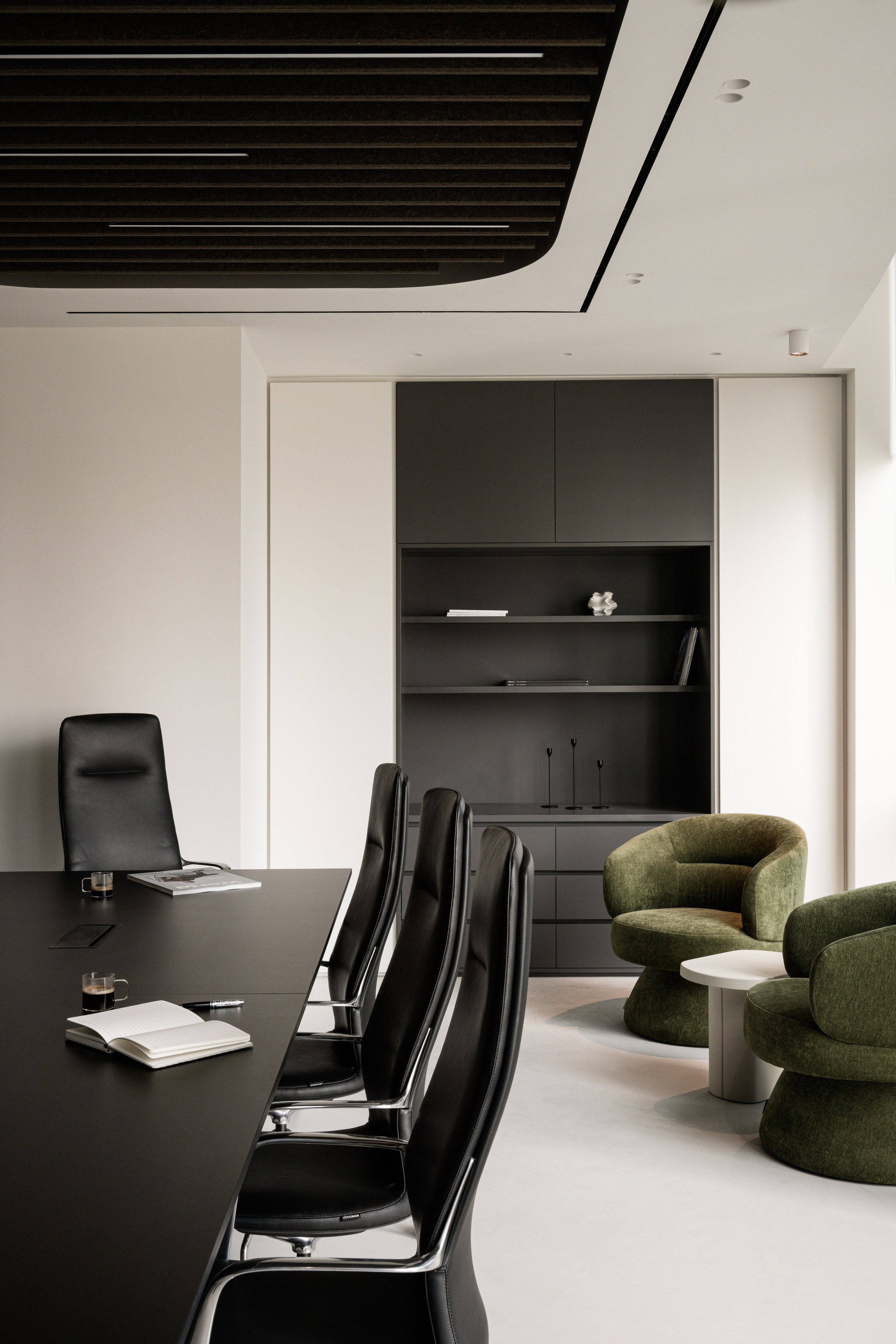DIFC Office. Interior photographer in Dubai, Vitalii Grishkov