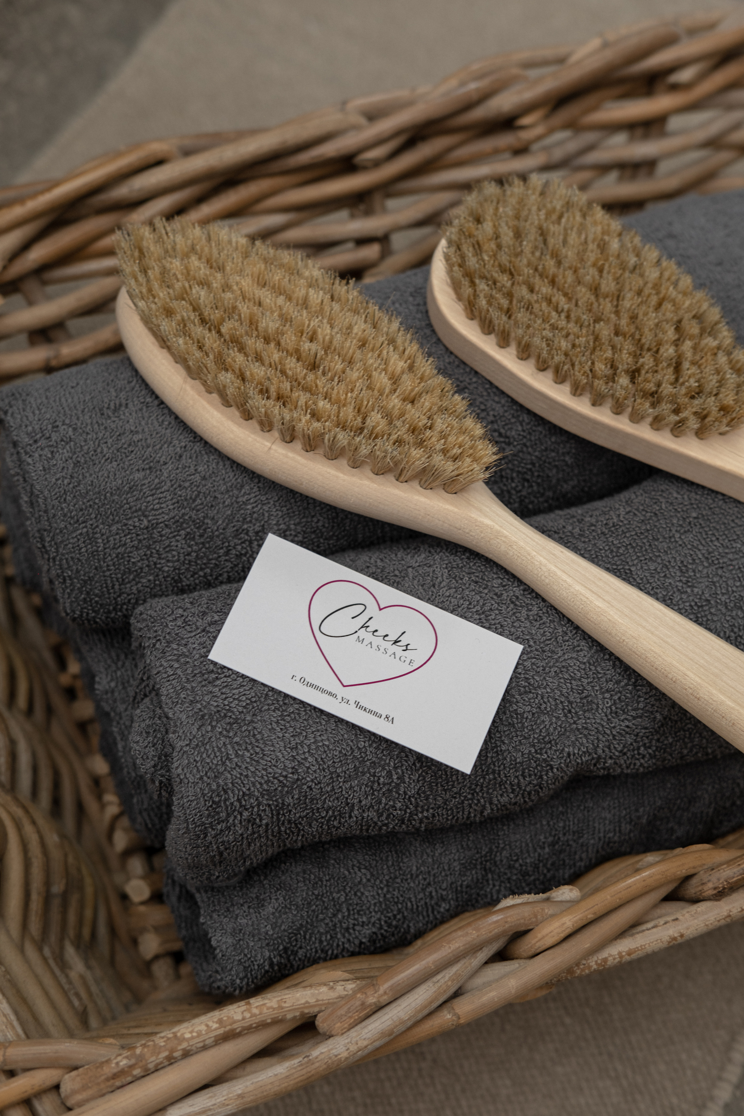 Студия массажа «Cheeks massage». Сайт предметного фотографа Белоусовой Анны